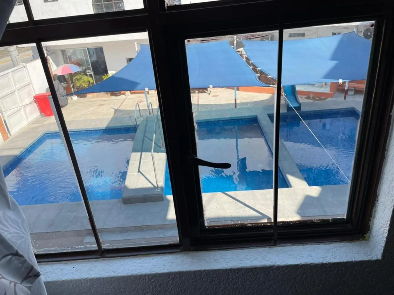 Pool view in Hotel Moreno