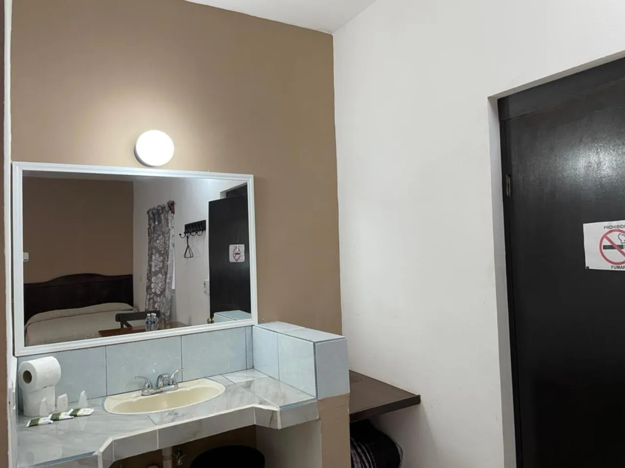 Bathroom in Hotel Moreno