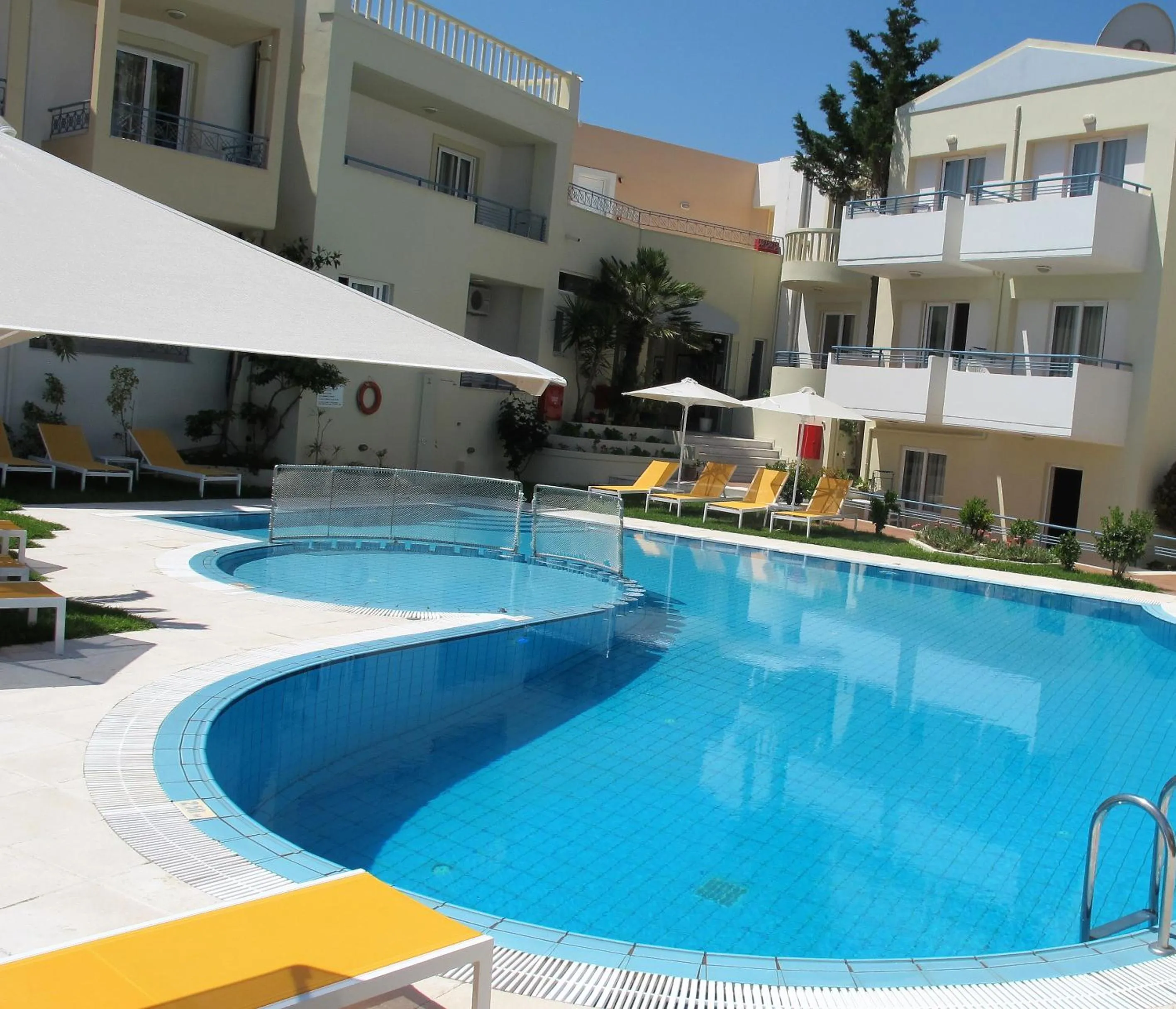 Property building in Melina Beach