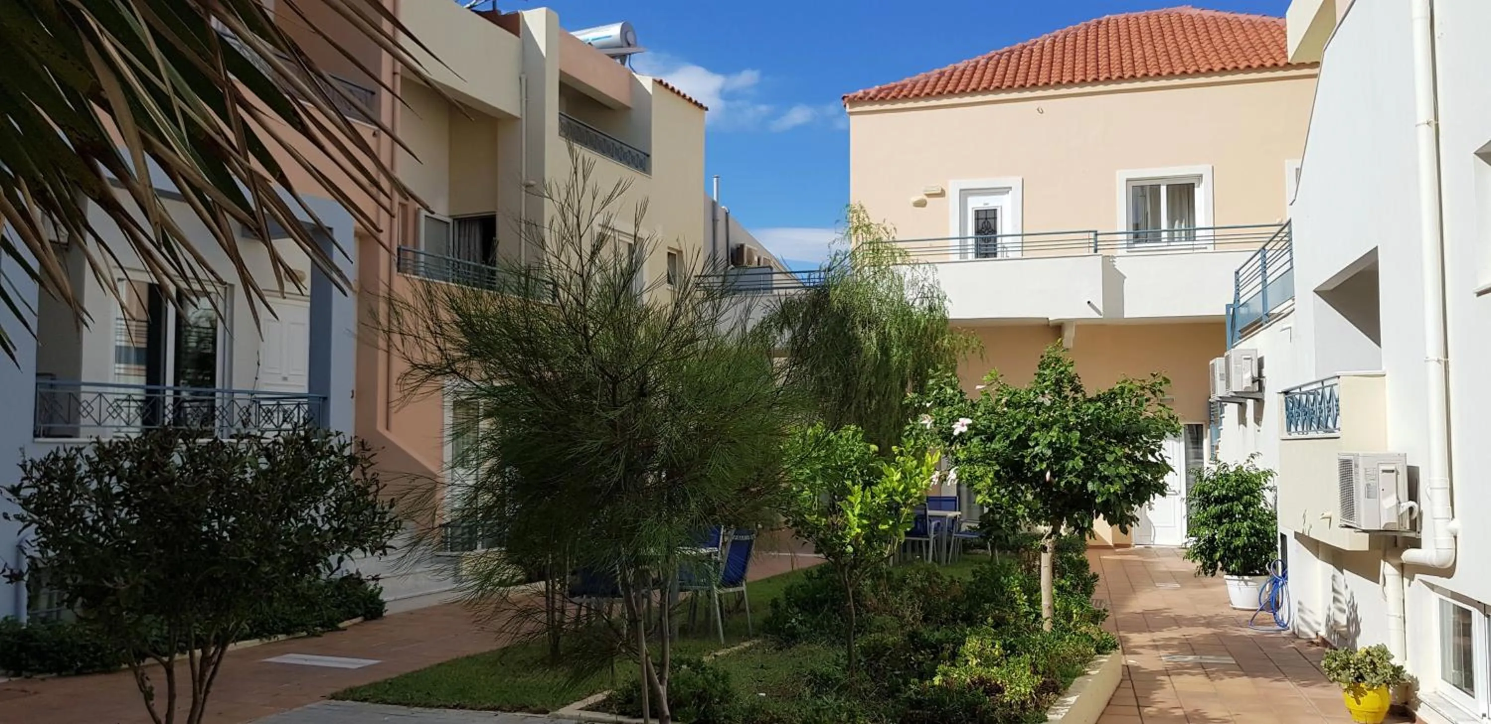 Property building in Melina Beach