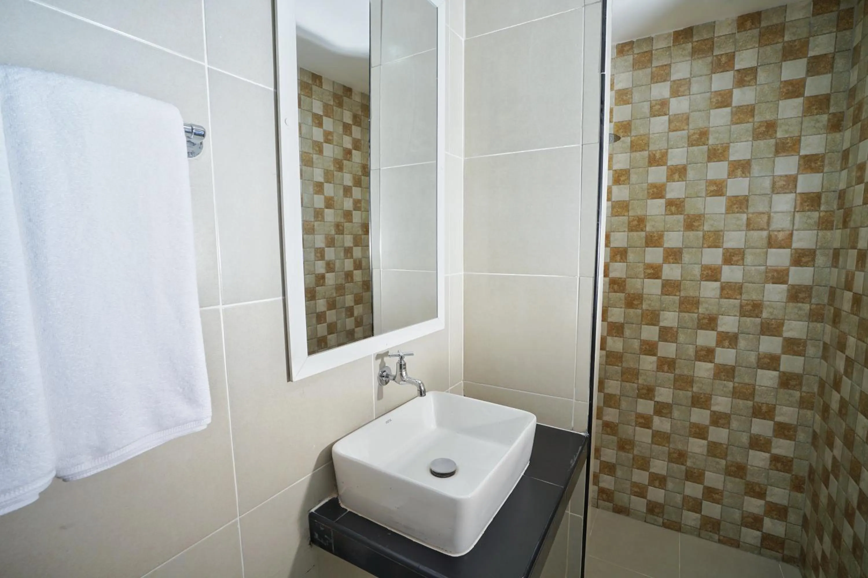 Bathroom in Sabai Place Donmueang Airport