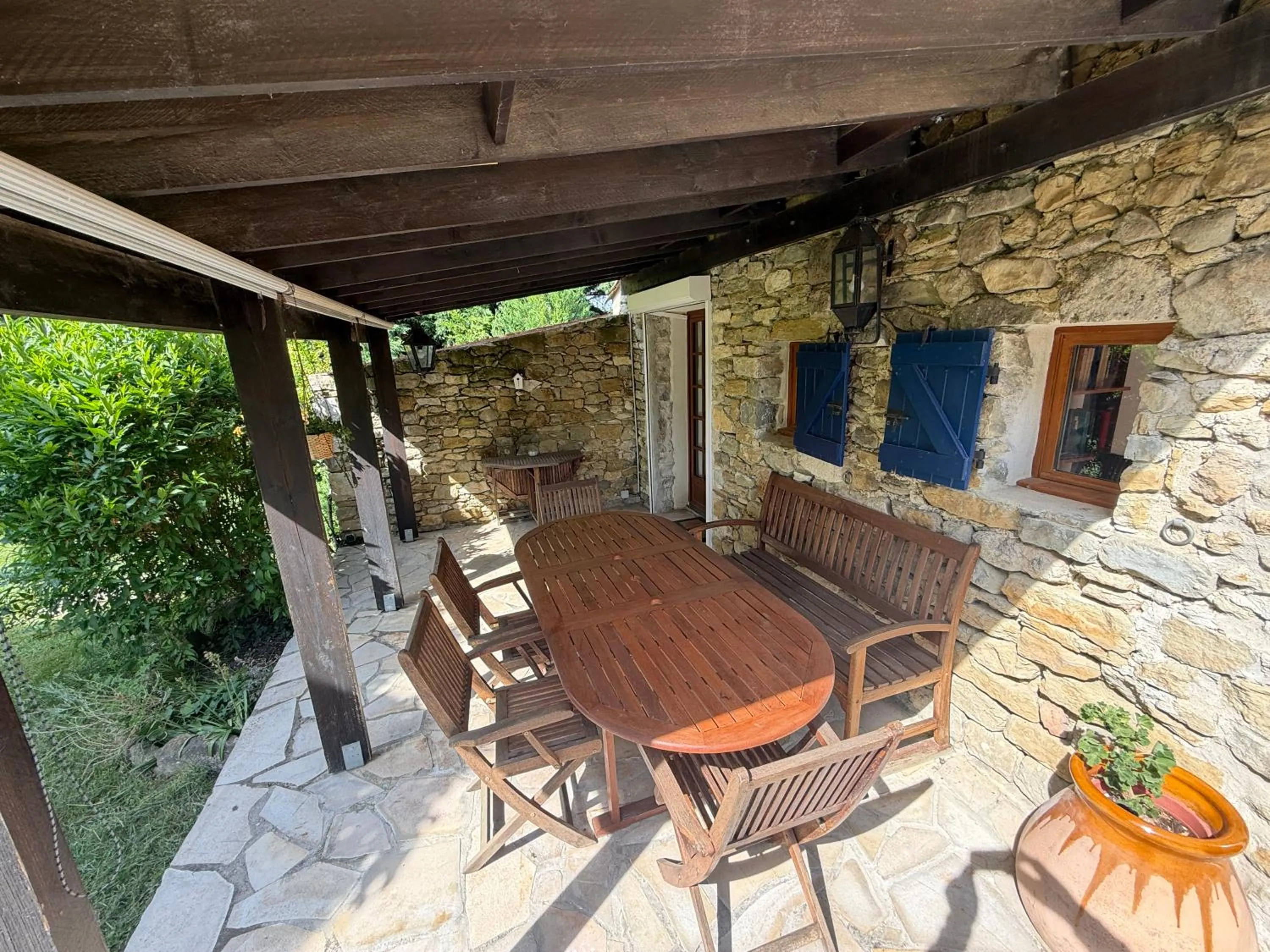 Patio in GITE LA FREYDIERE