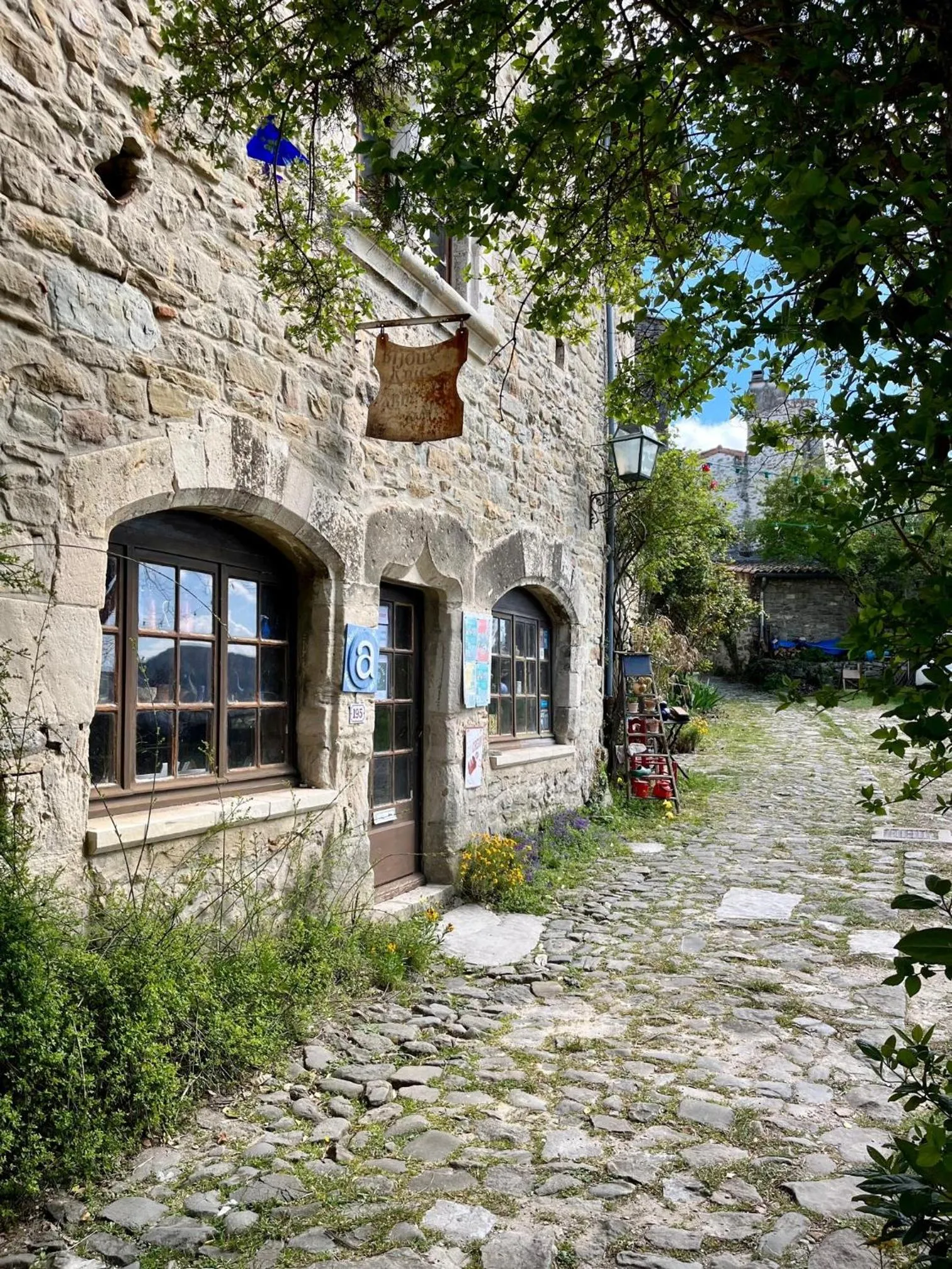 Nearby landmark in GITE LA FREYDIERE