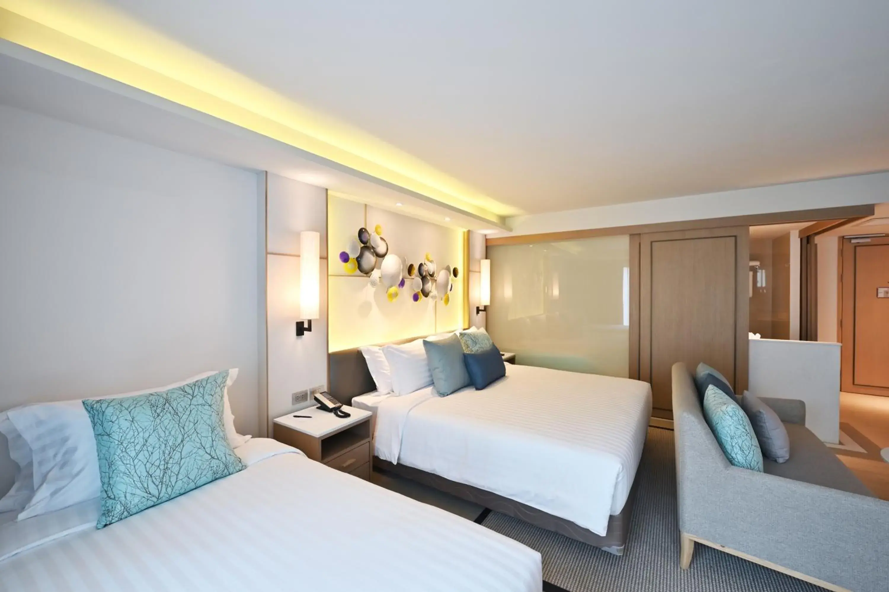 Triple Room in M Pattaya Hotel - SHA Extra Plus Triple Room in M Pattaya Hotel - SHA Extra Plus