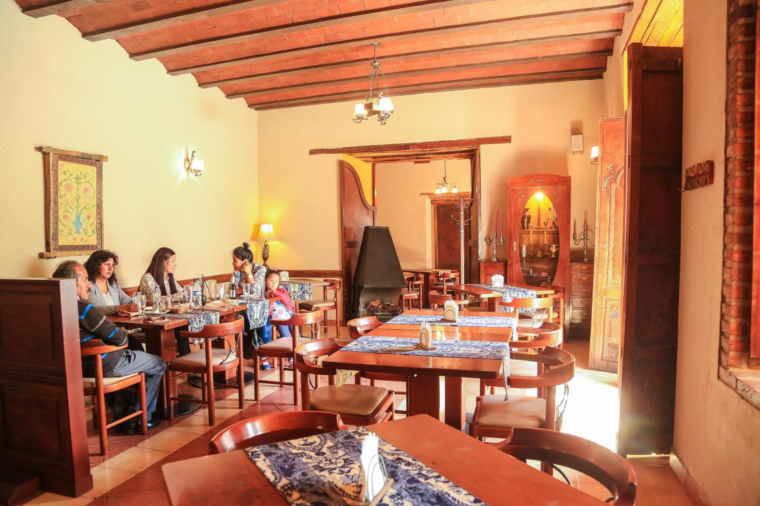 Restaurant/places to eat in Hotel Boutique La Posada