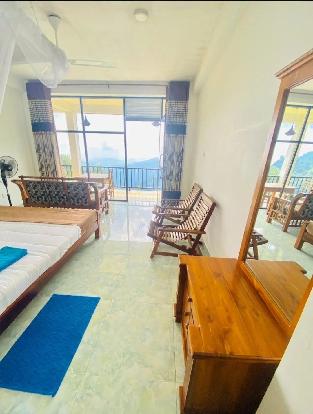 Photo of the whole room, Bed in Two Rock Vista