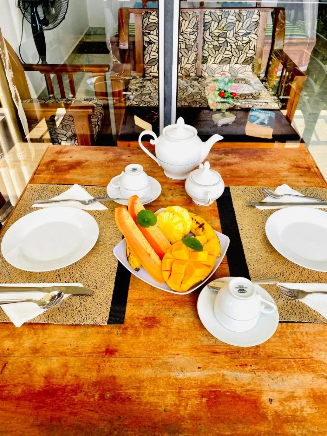 Food and drinks in Two Rock Vista