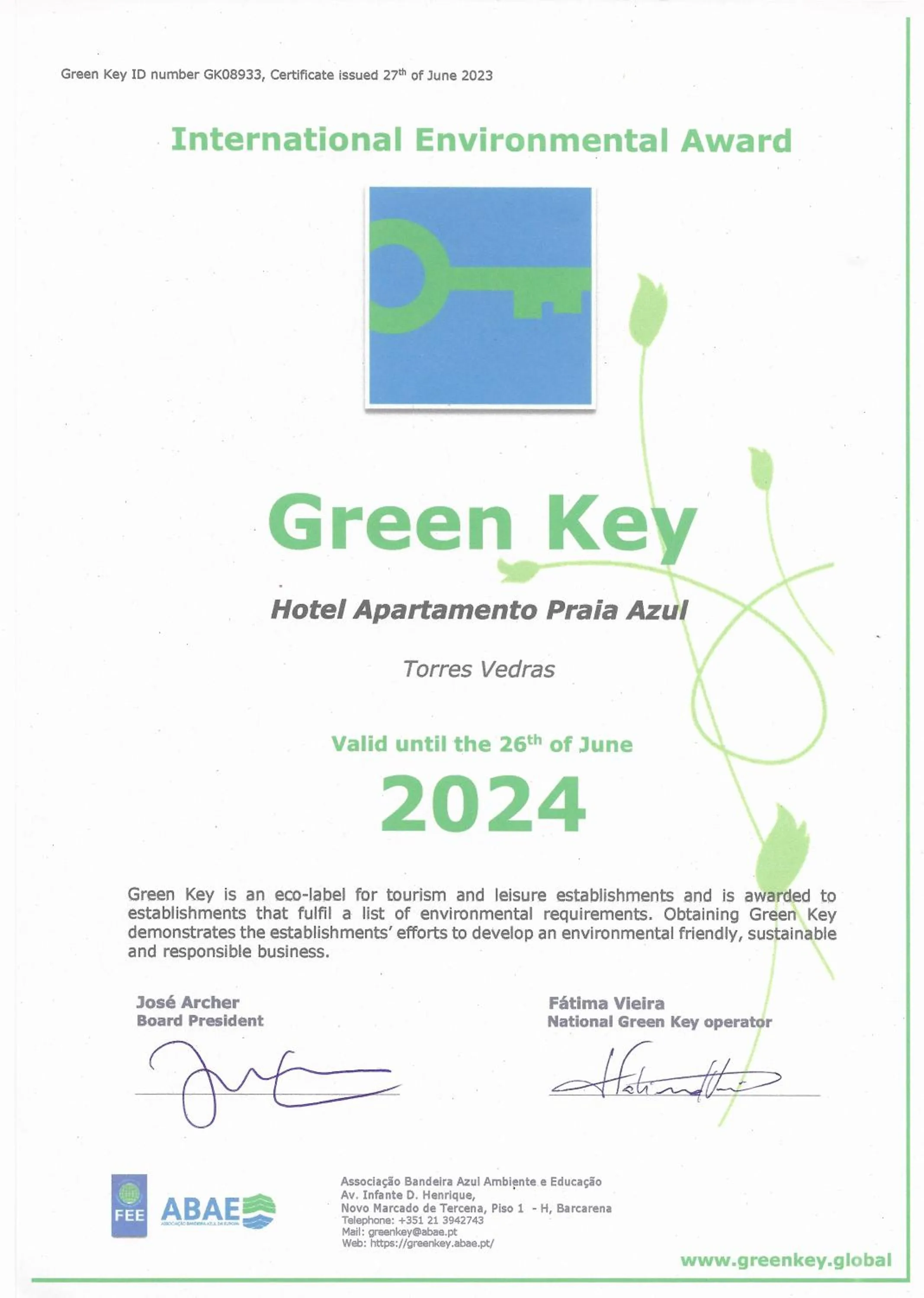 Property building in Hotel Apartamento Praia Azul