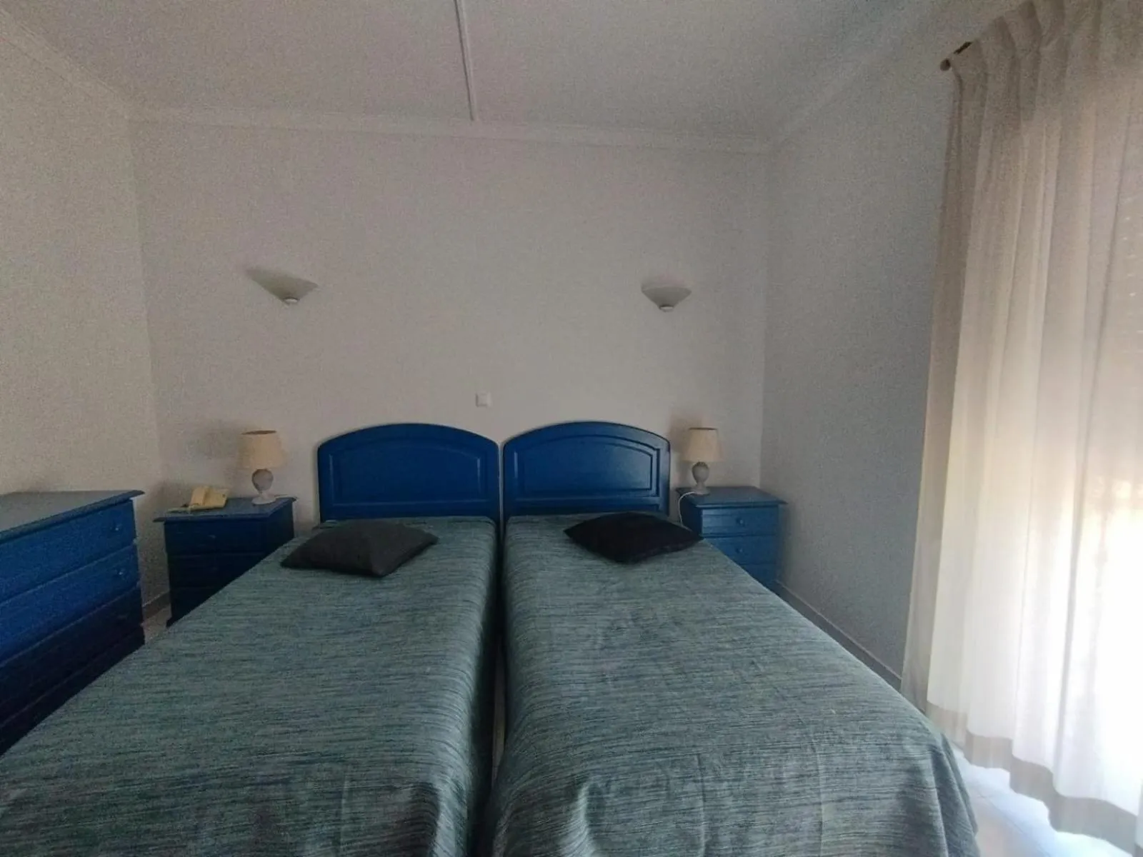 Bedroom, Bed in Hotel Apartamento Praia Azul