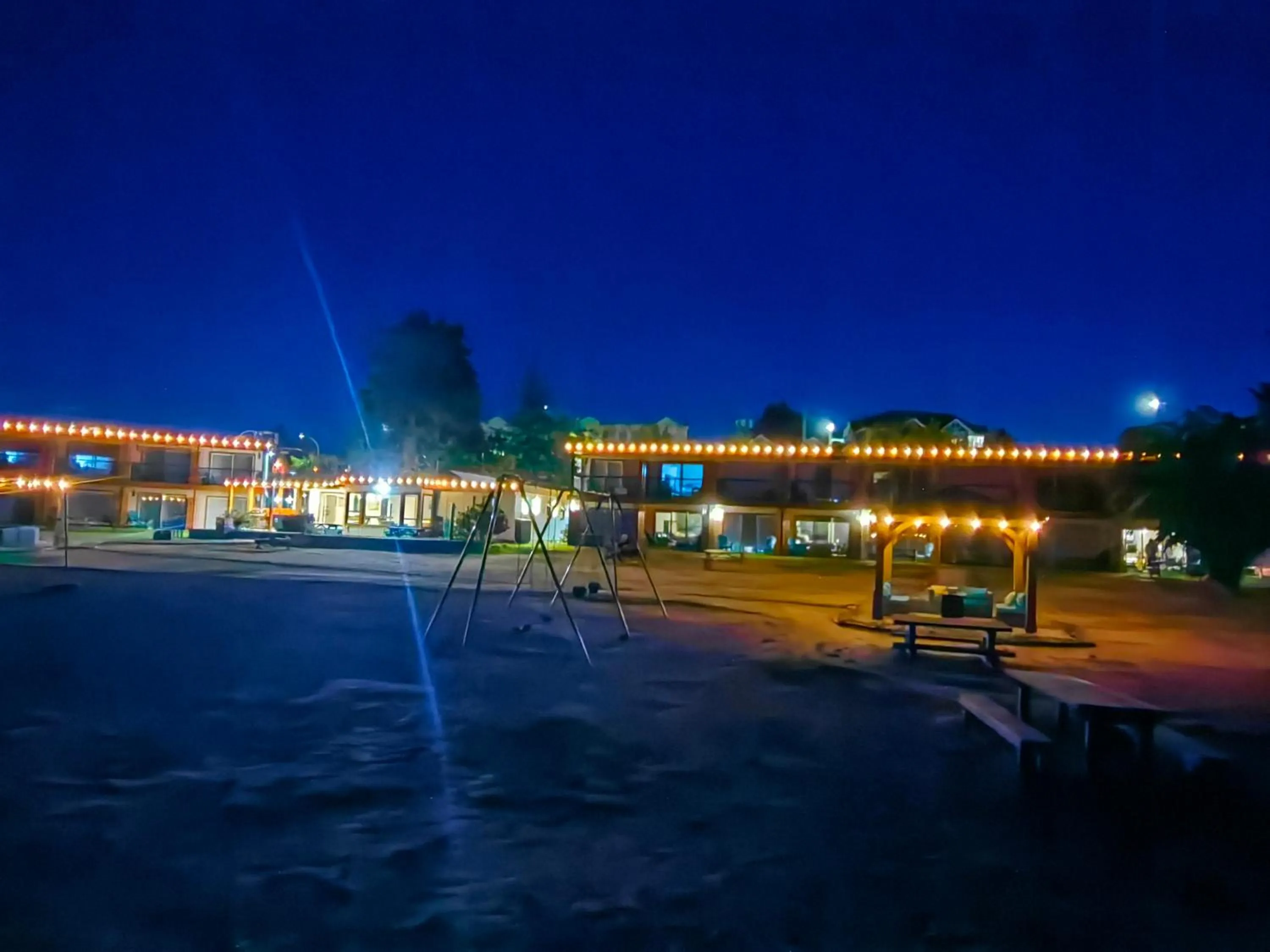 Sea Edge Beachside Hotel