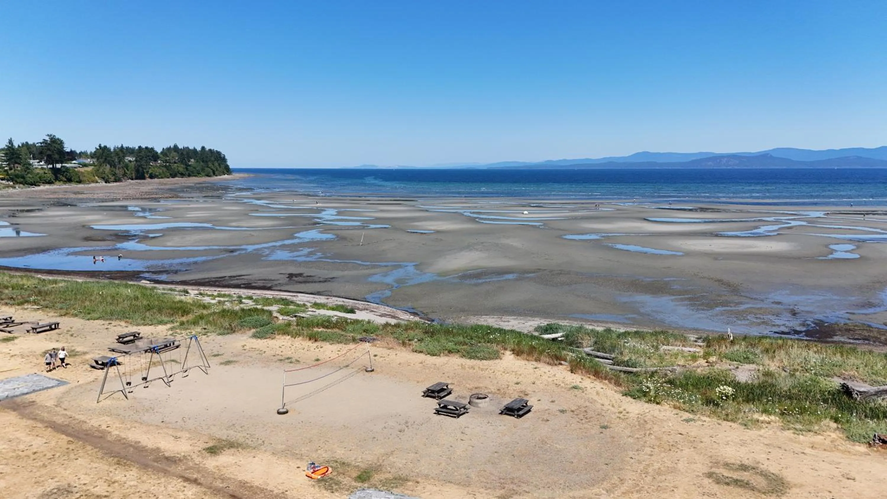 Sea view in Sea Edge Beachside Hotel