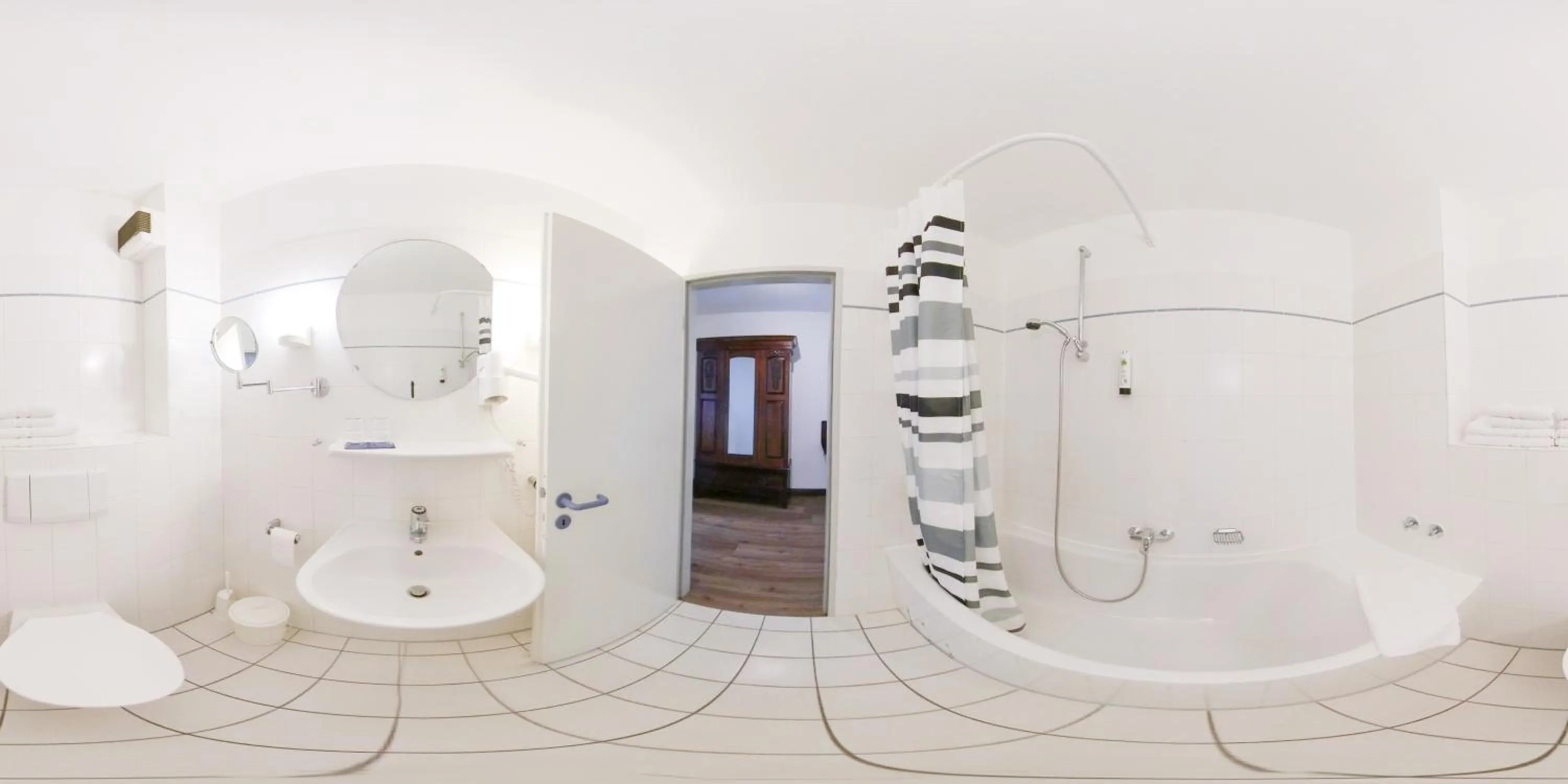 Bathroom in Hotel Am Kamp