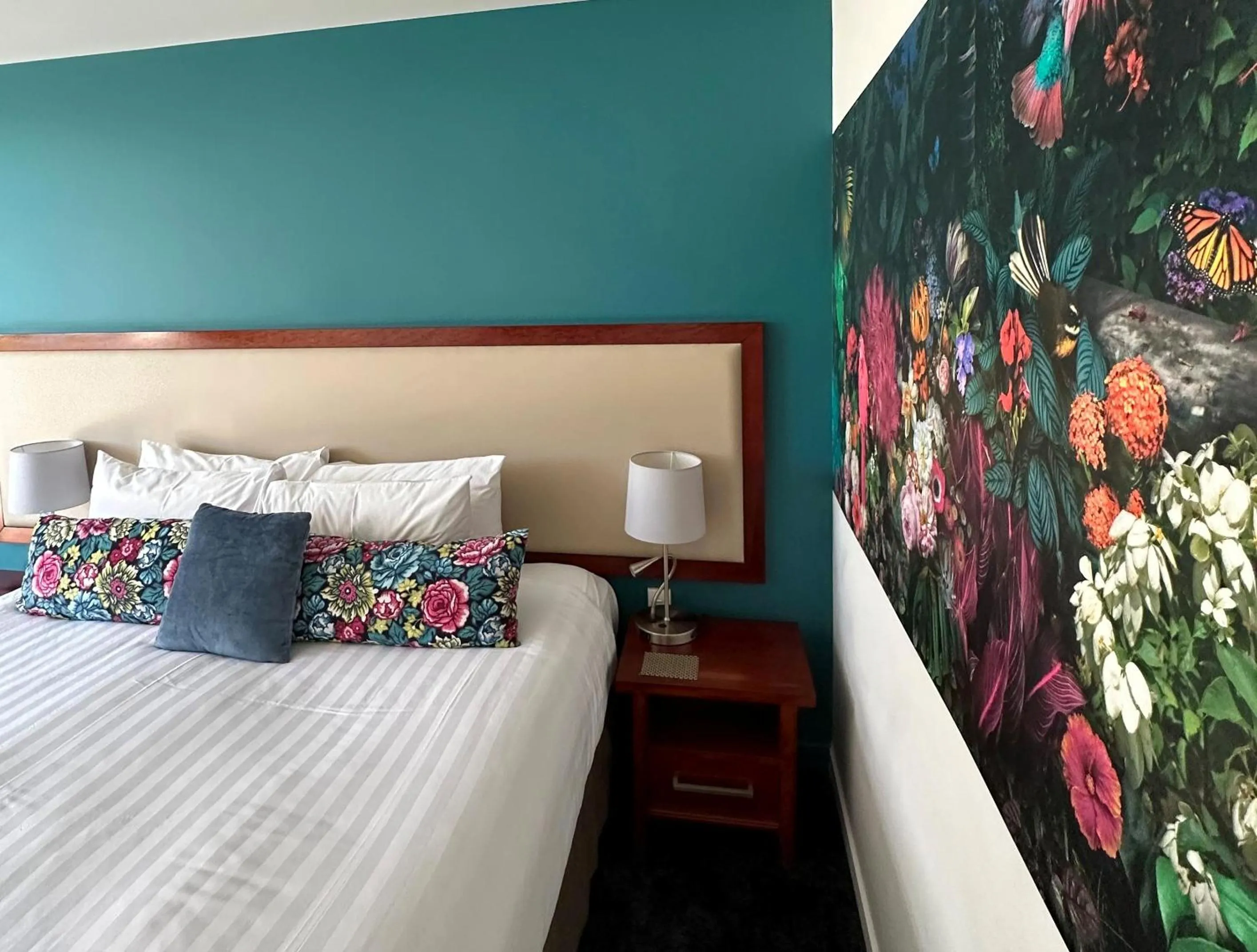 Bed in Delorenzo Studio Apartments