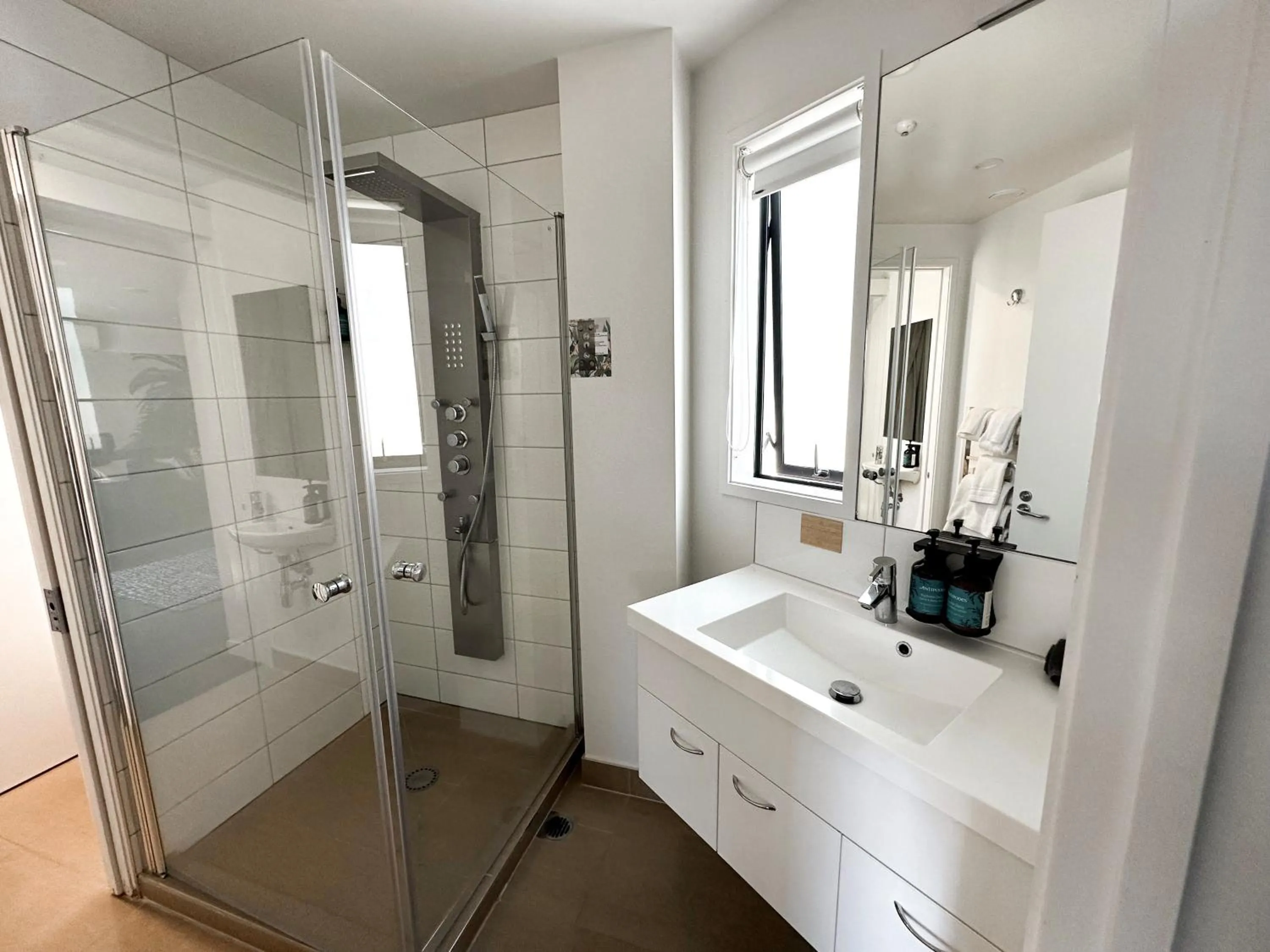 Bathroom in Delorenzo Studio Apartments