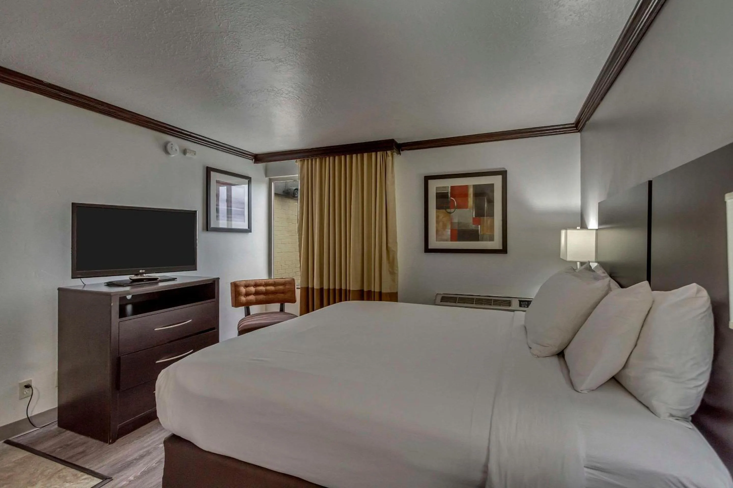 Bedroom, Bed in Park Inn by Radisson, Salt Lake City-Midvale