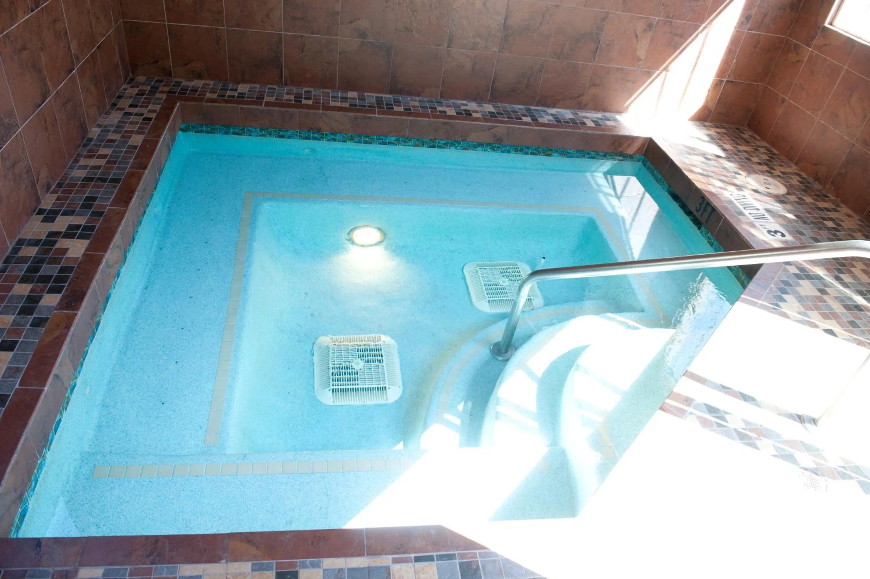 Hot Tub in Park Inn by Radisson, Salt Lake City-Midvale