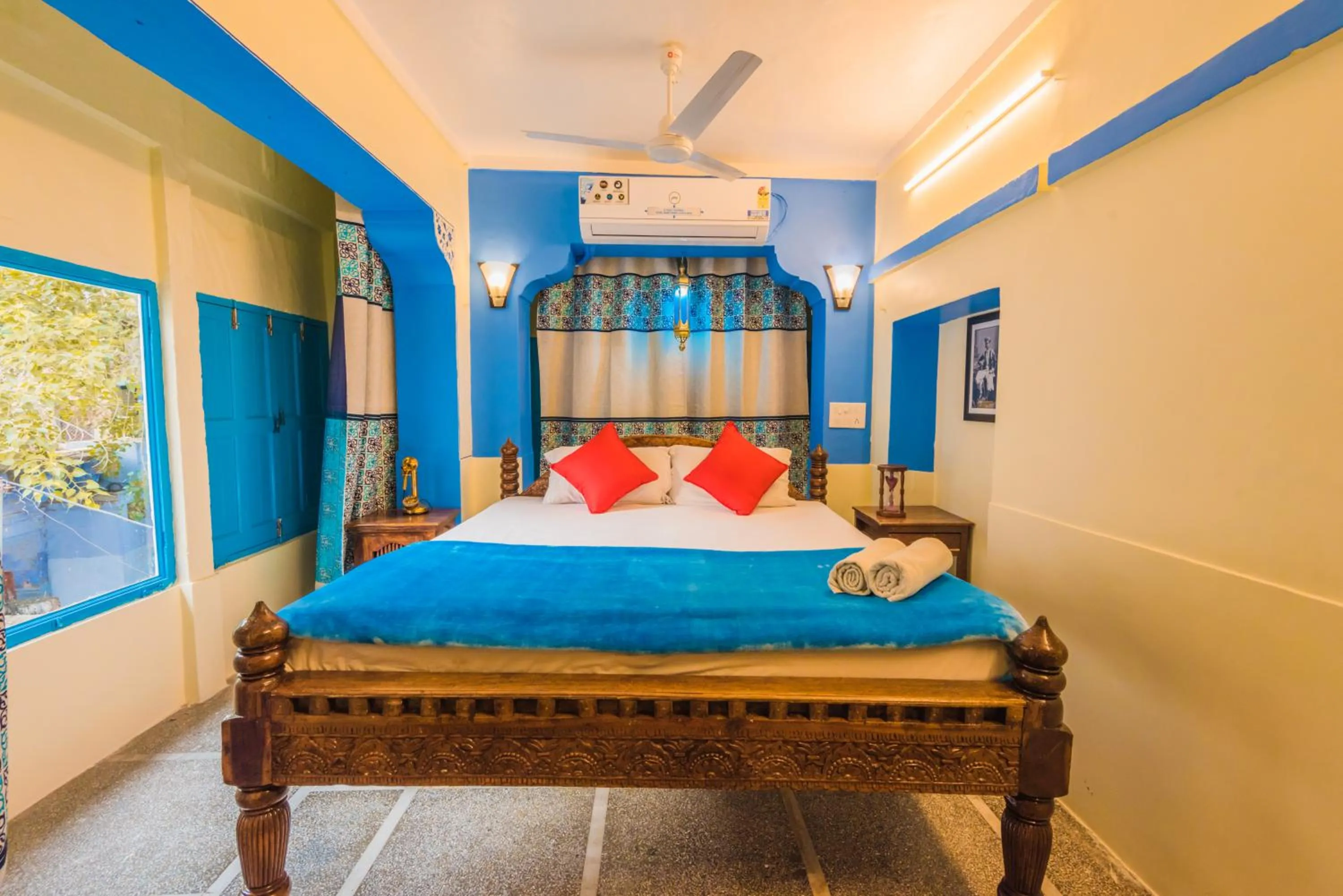 Bedroom, Bed in Zostel Jodhpur, Clock Tower