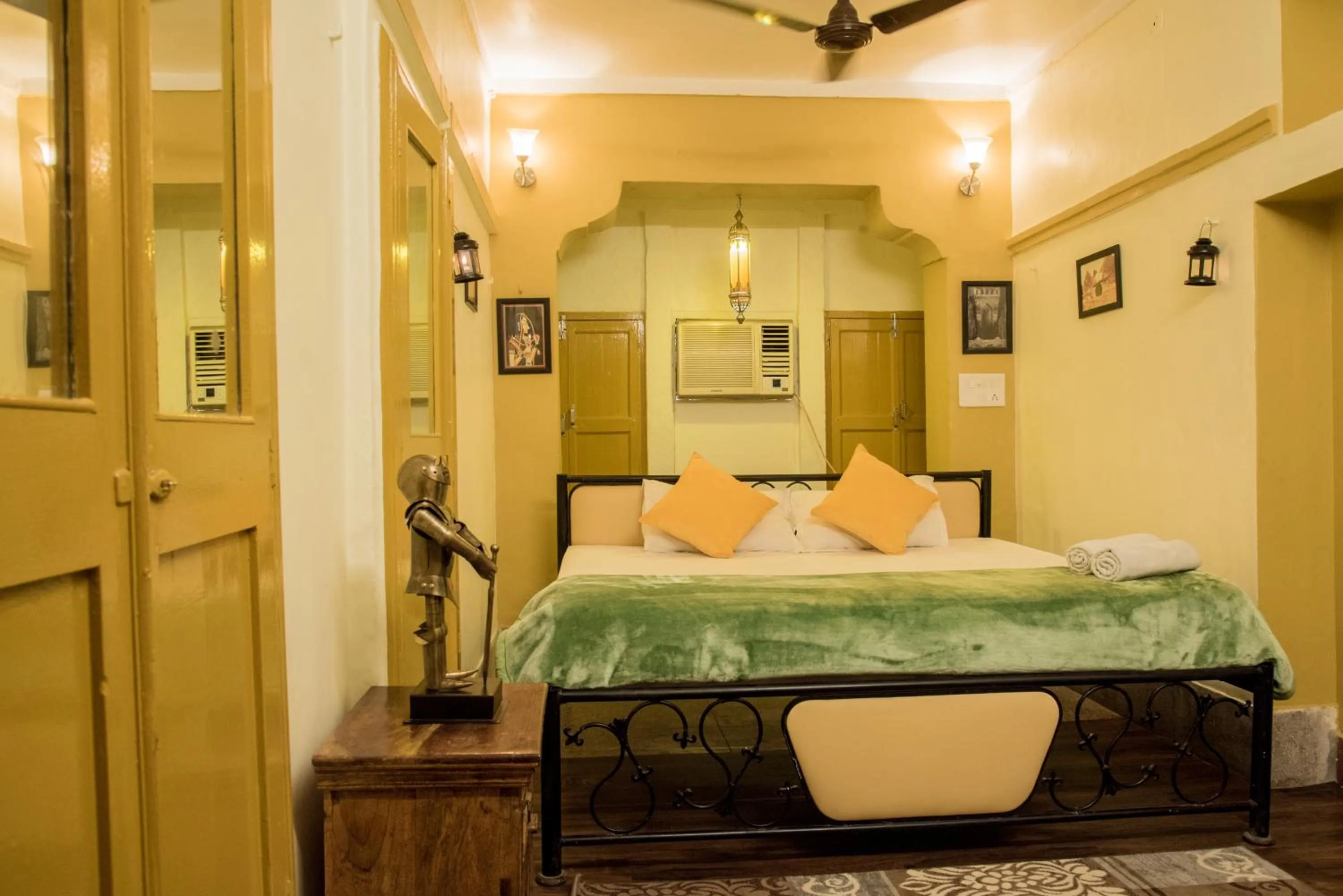 Bedroom, Bed in Zostel Jodhpur, Clock Tower