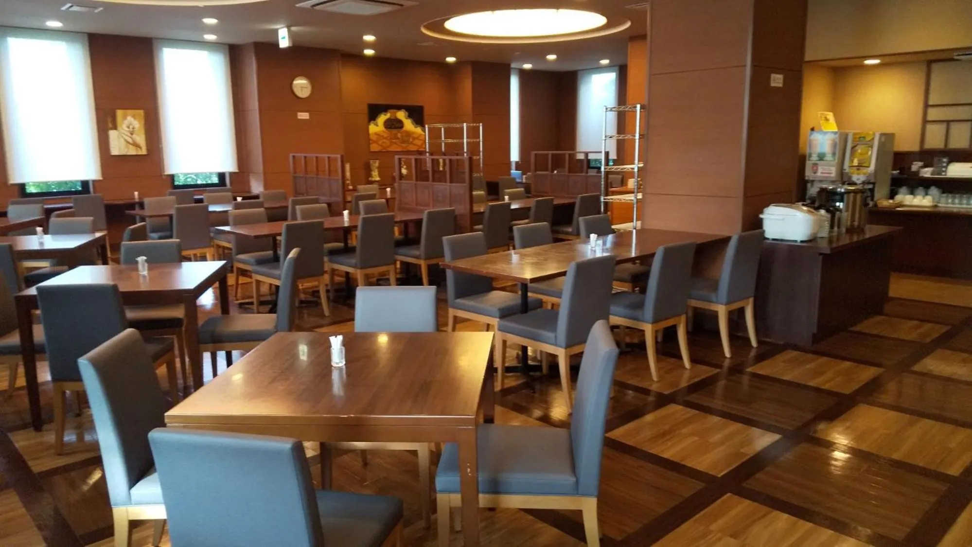 Restaurant/places to eat in Hotel Route-Inn Hisai Inter