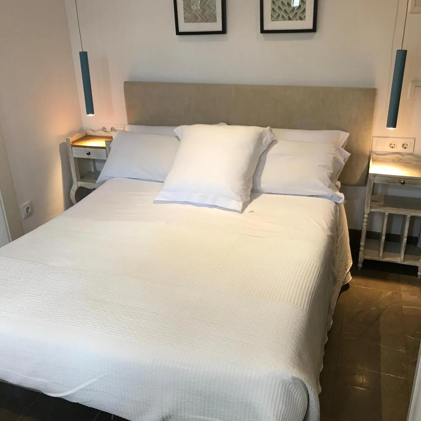 Bed in Urban House Siurot 33