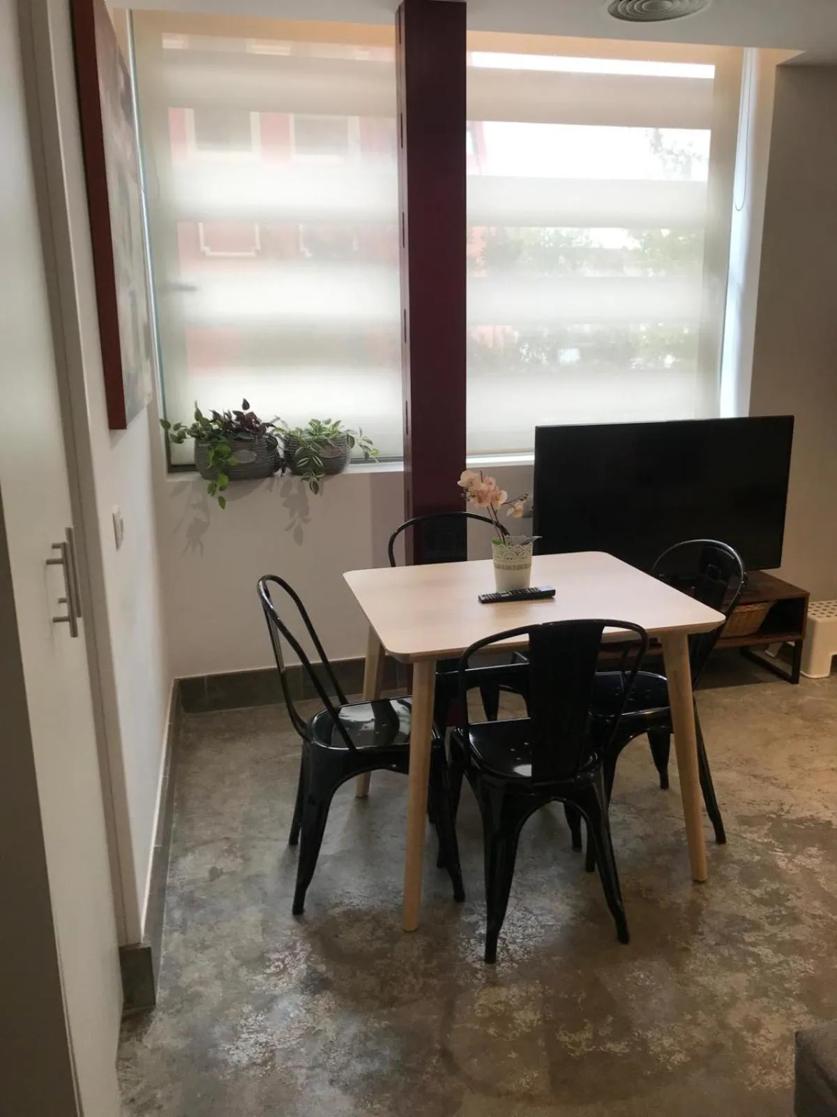 Lounge or bar in Urban House Siurot 33