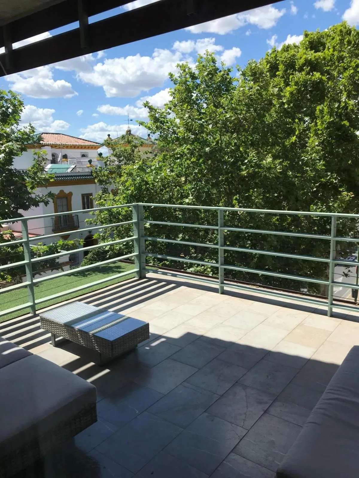 Balcony/Terrace in Urban House Siurot 33