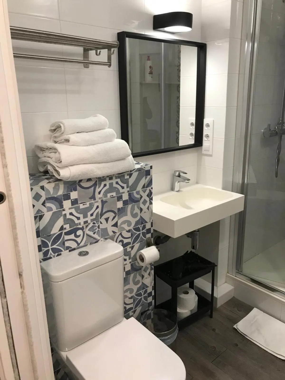 Bathroom in Urban House Siurot 33