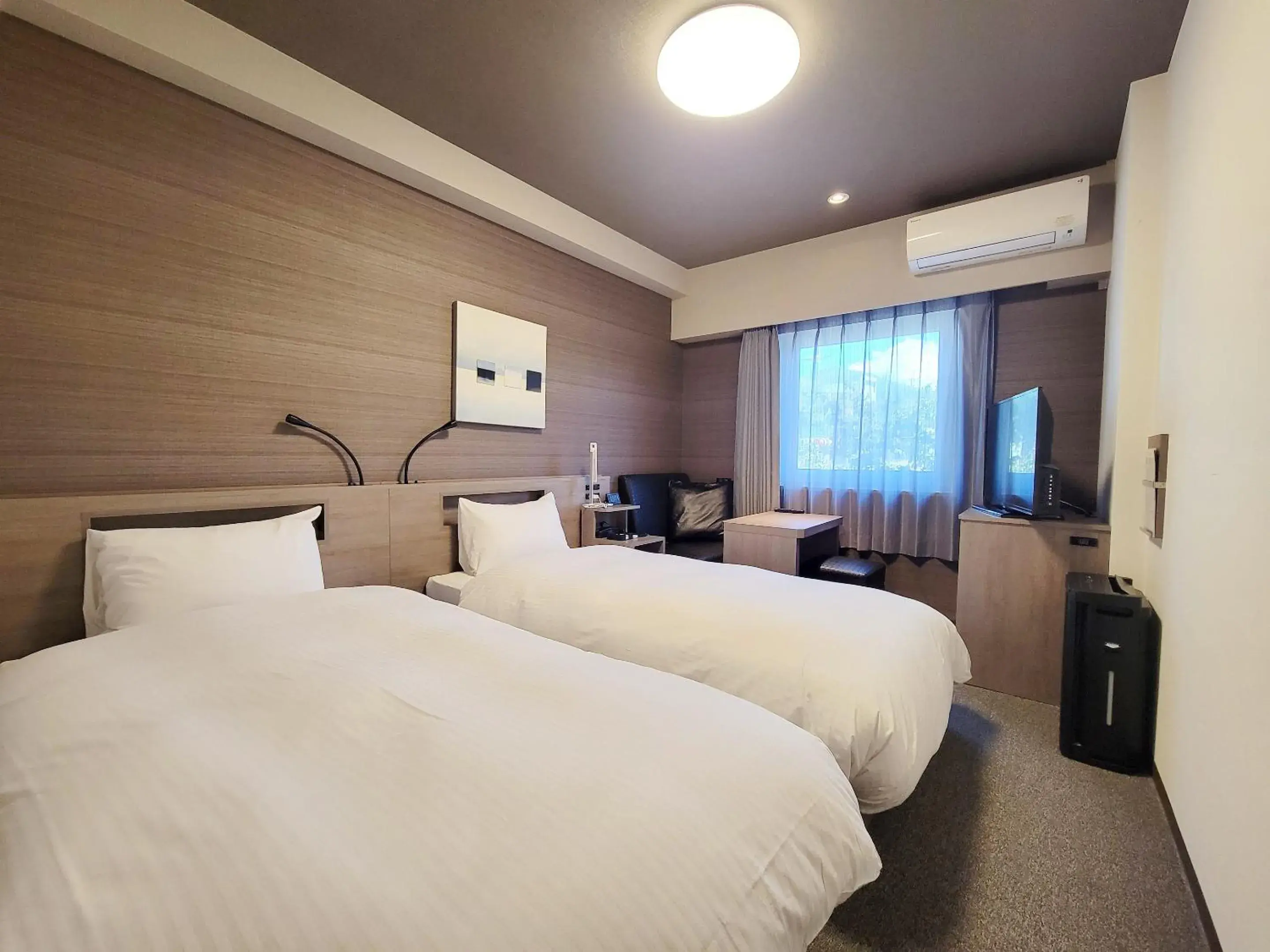 Comfort Twin Room - single occupancy - Non-Smoking - West Building in Hotel Route-Inn Komoro Comfort Twin Room - single occupancy - Non-Smoking - West Building in Hotel Route-Inn Komoro