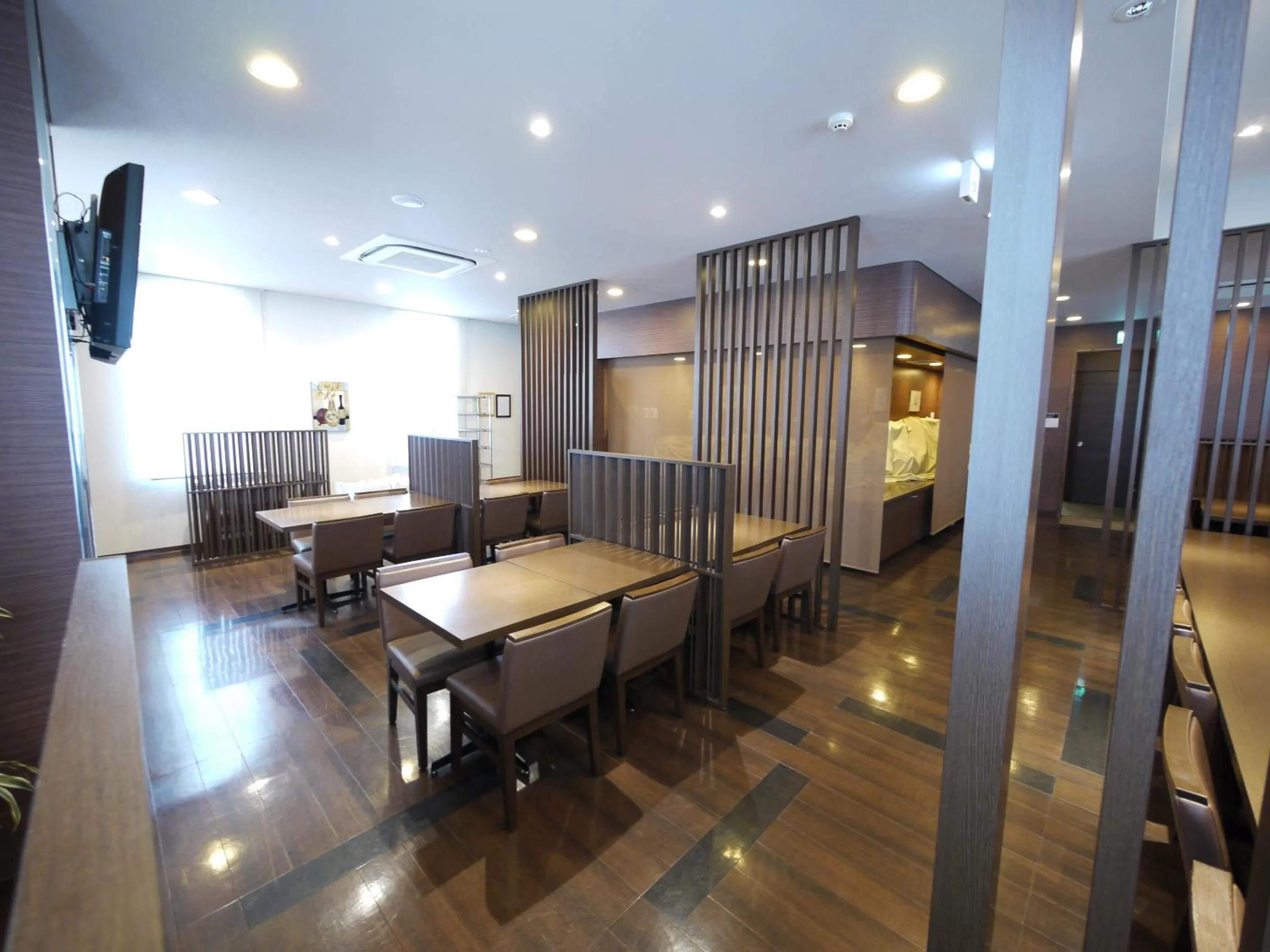 Restaurant/places to eat in Hotel Route-Inn Ishinomaki Kanan Inter