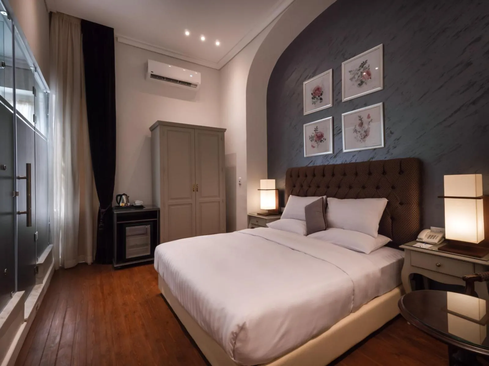 Bed in 1920s Boutique Hotel and Restaurants