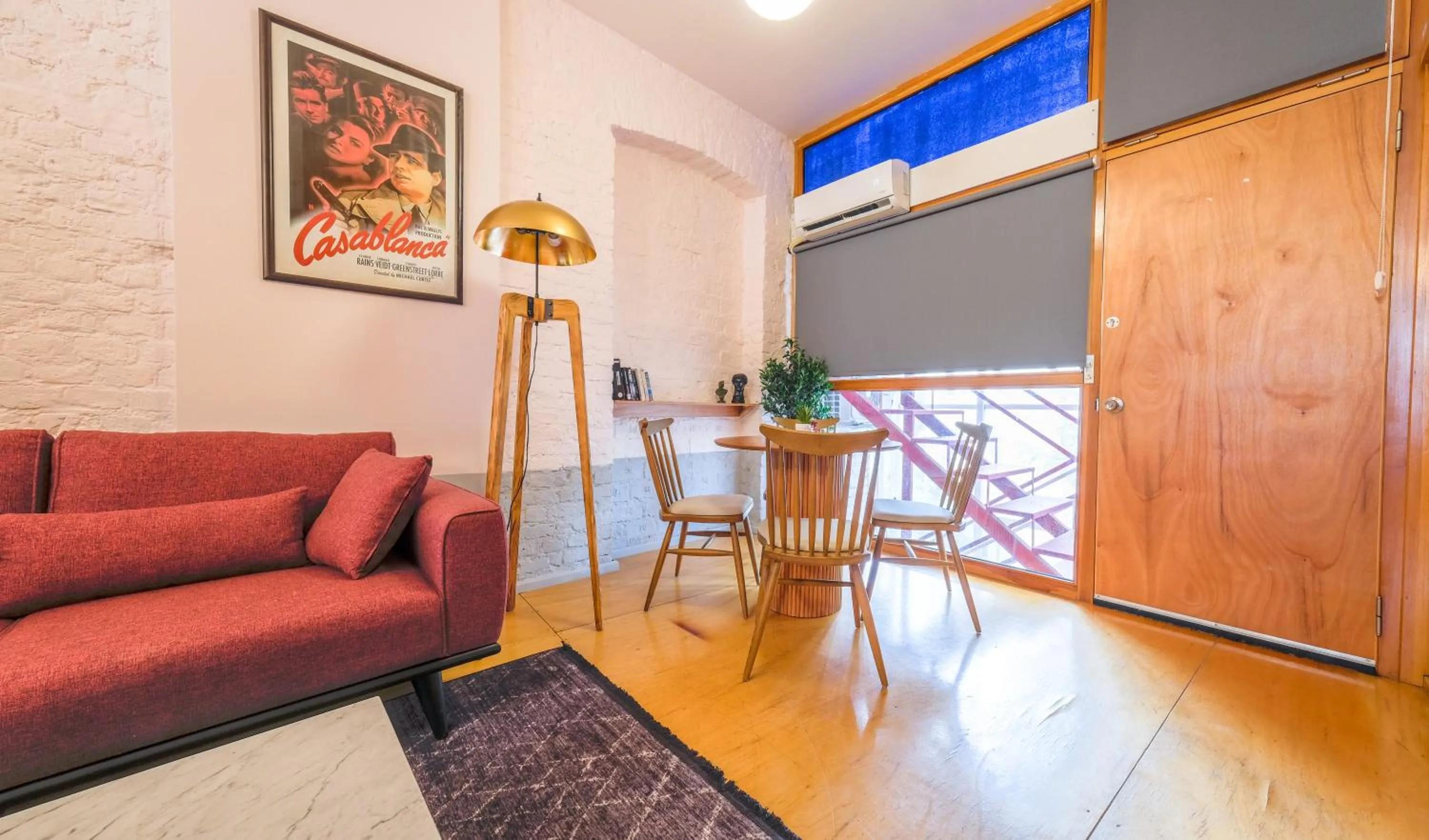 Living room in Mayer Loft Suites