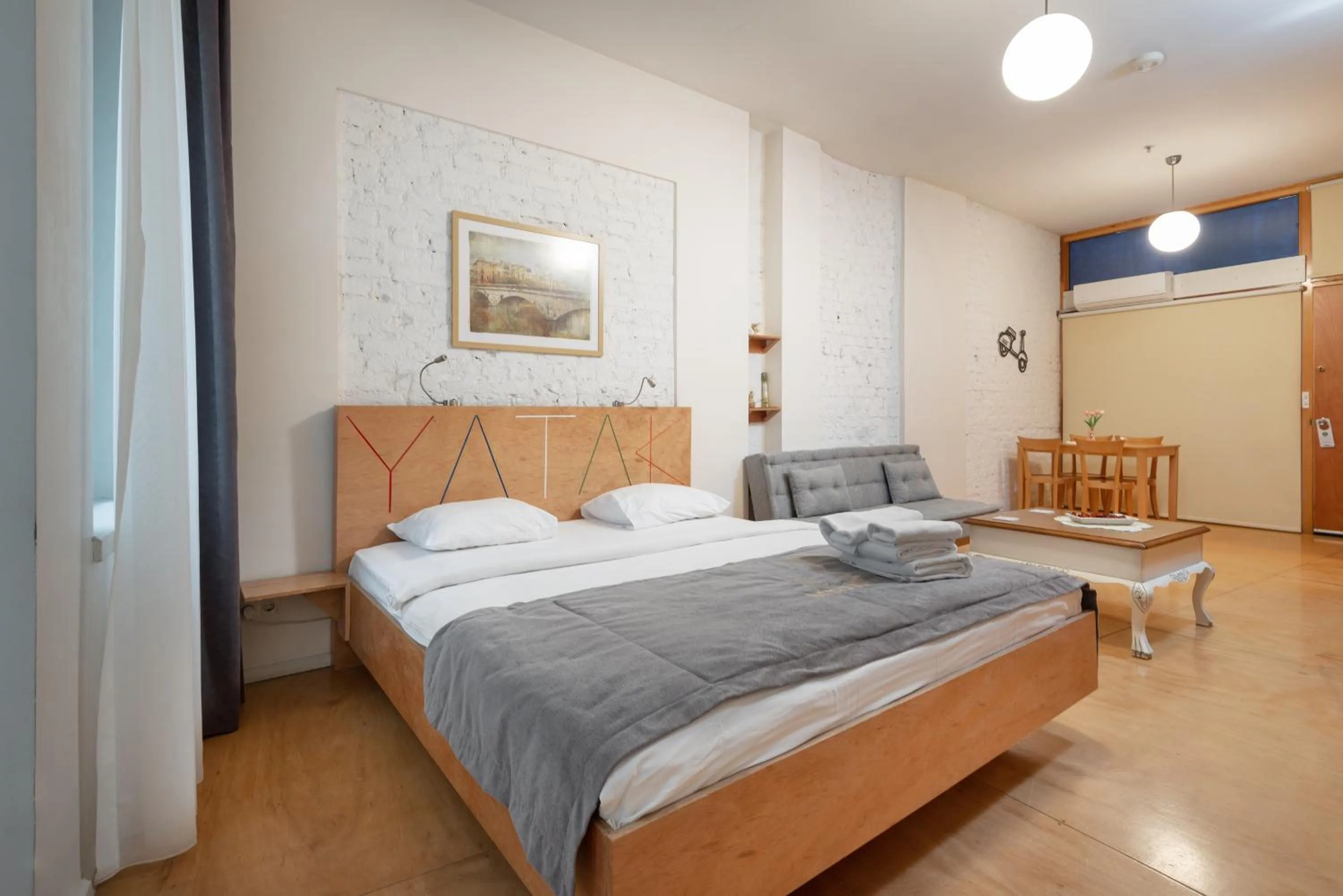 Bed in Mayer Loft Suites