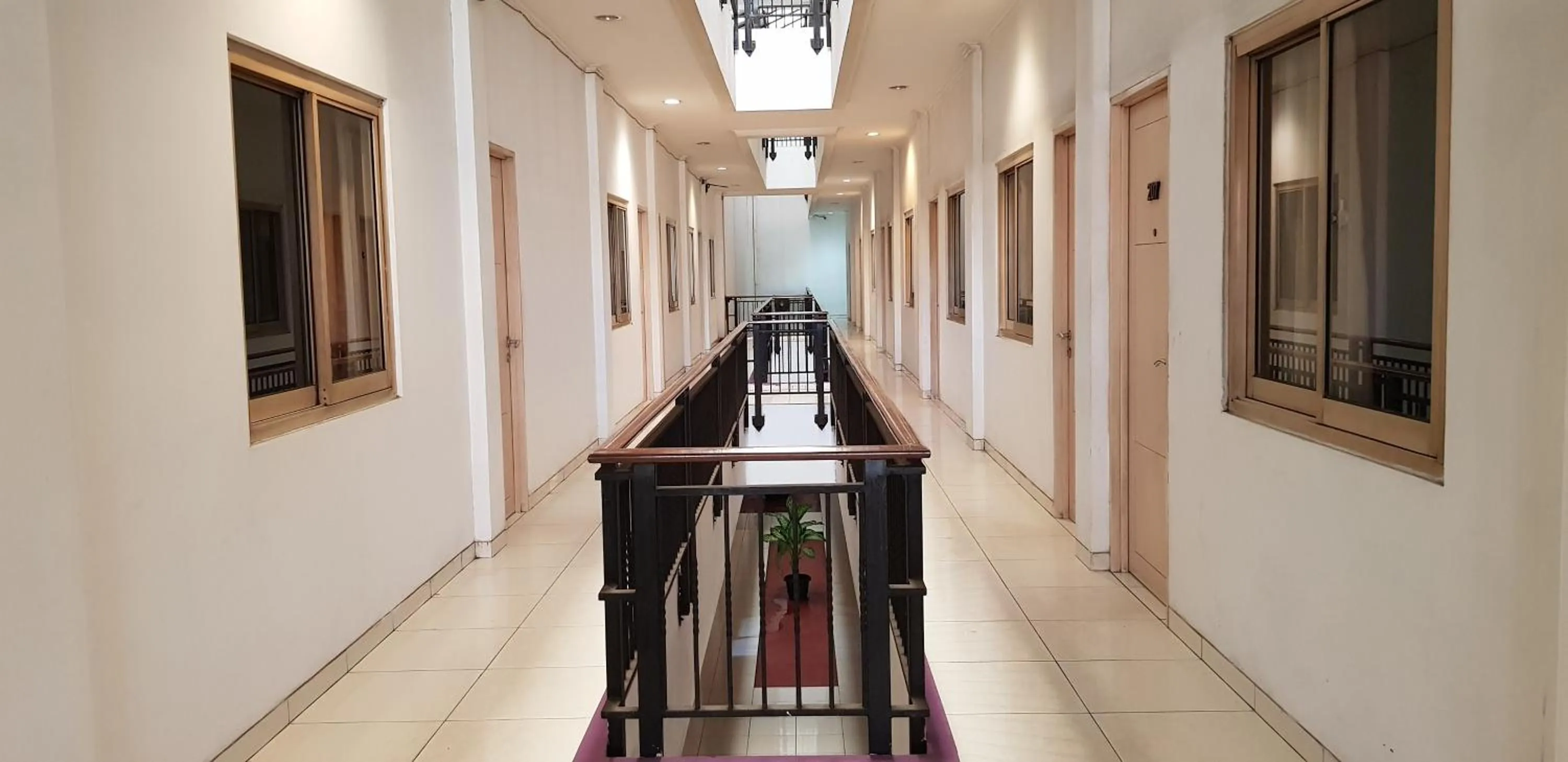 Property building in Hotel Dequr Jakarta Kota