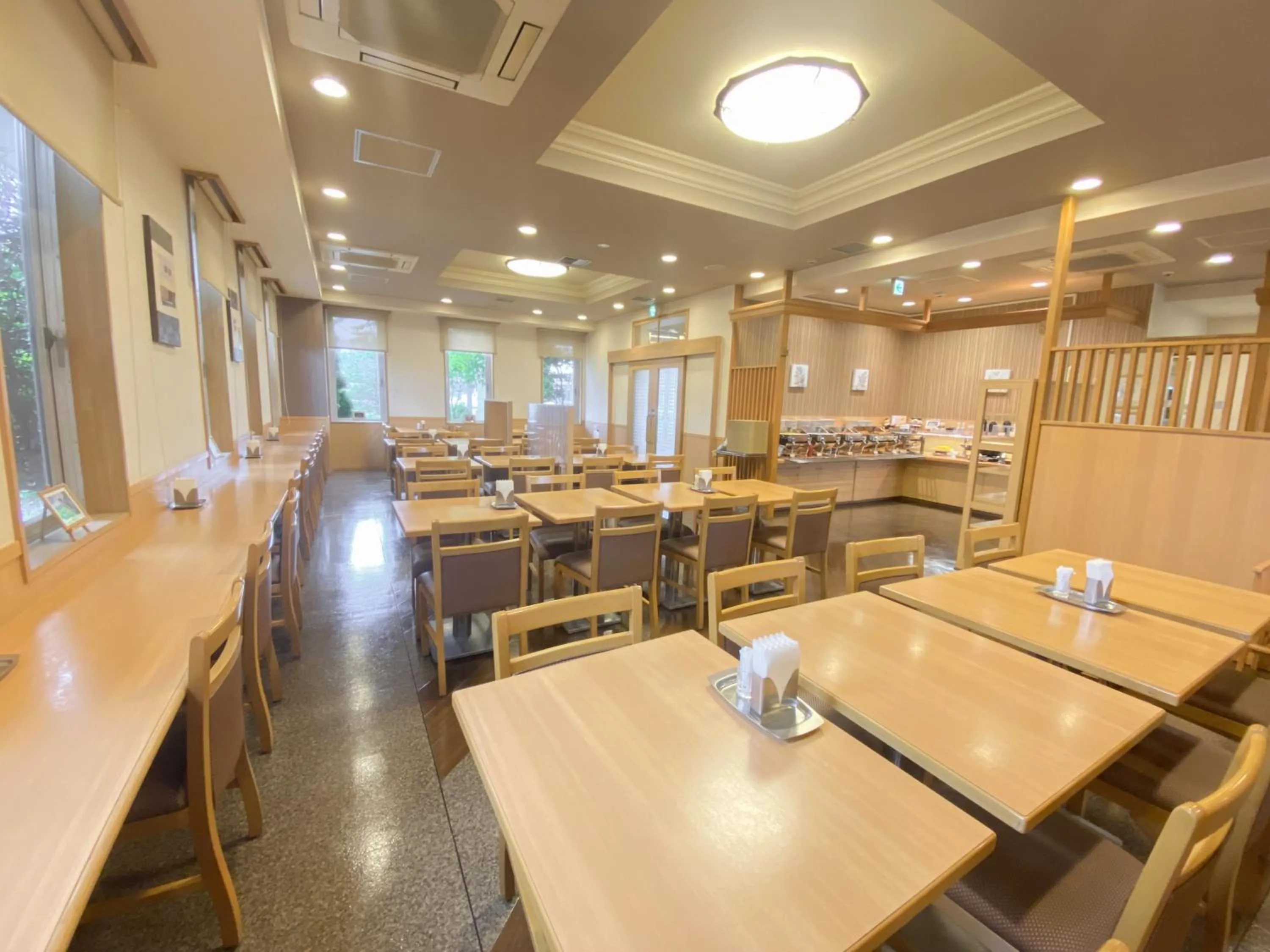 Restaurant/places to eat in Hotel Route-Inn Hon Hachinohe Ekimae