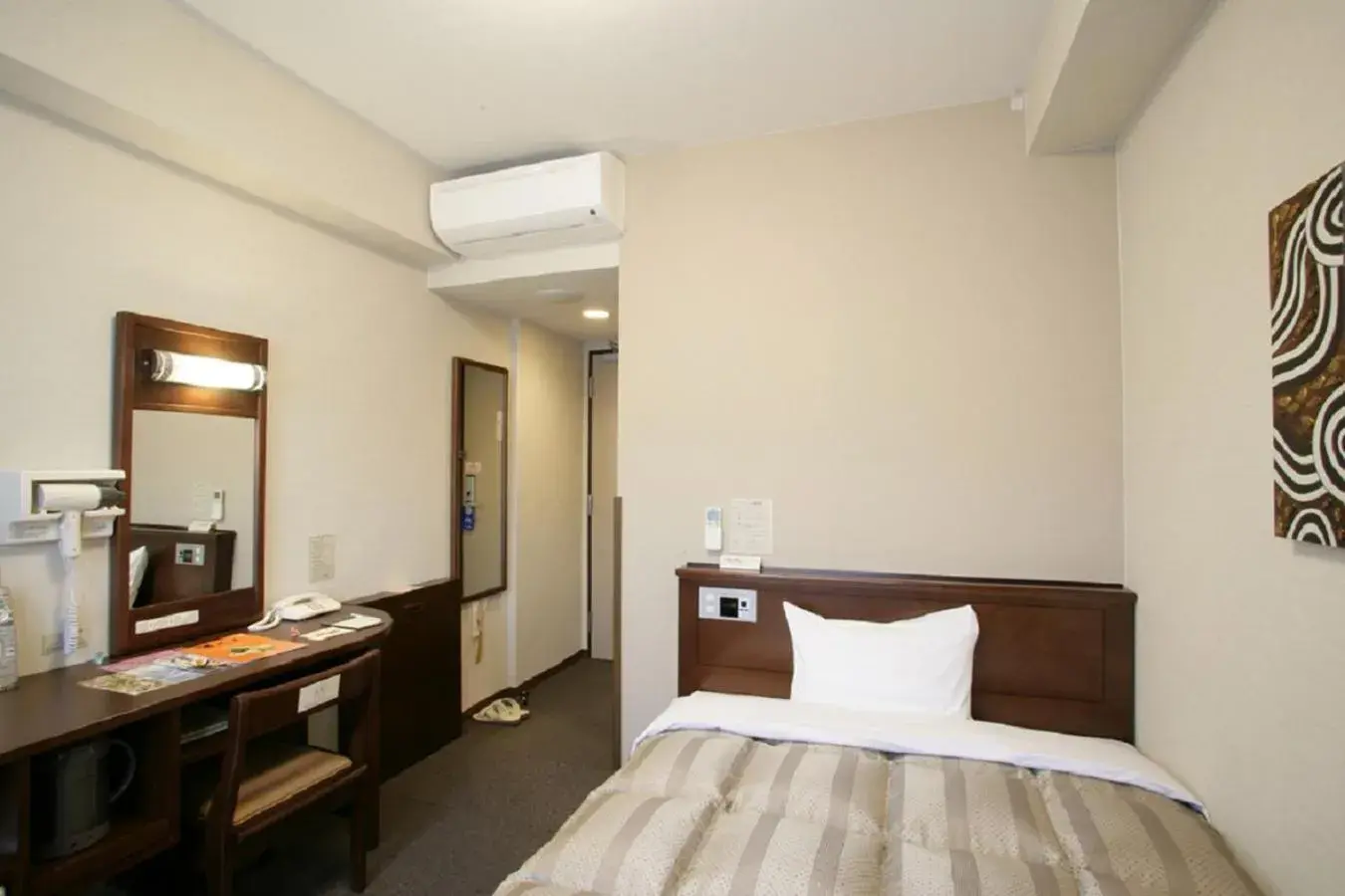 Single Room - single occupancy - Smoking in Hotel Route-Inn Kanda Ekimae Single Room - single occupancy - Smoking in Hotel Route-Inn Kanda Ekimae