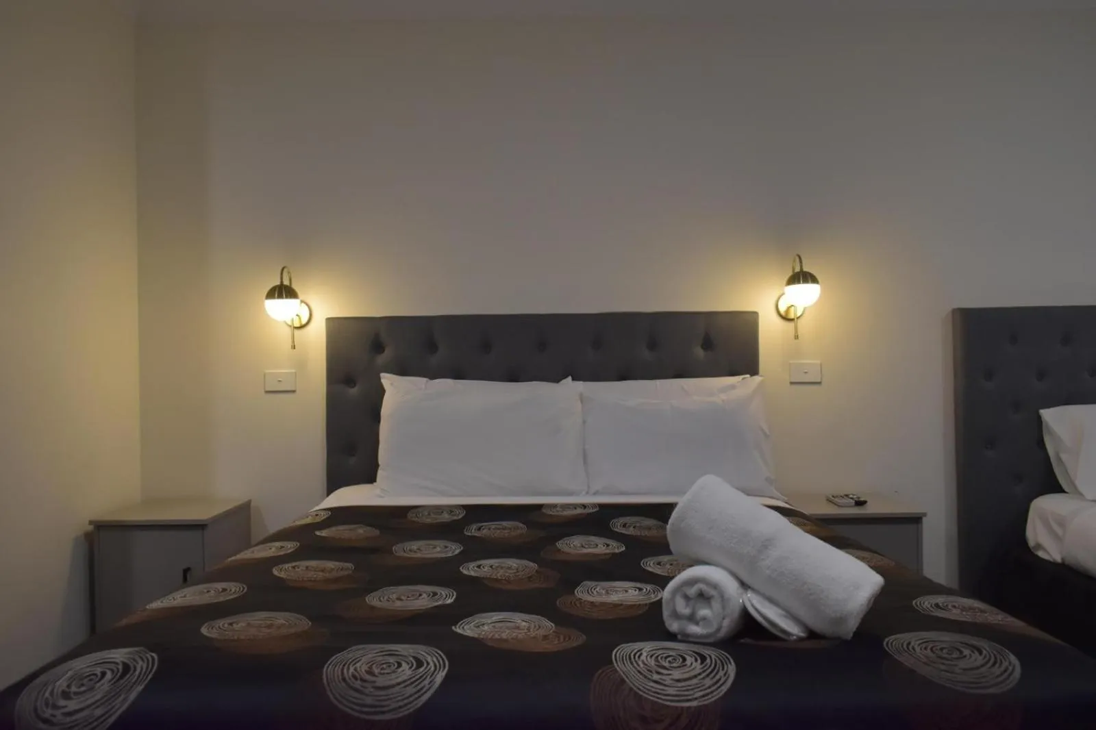 Bed in Belltower Motor Inn