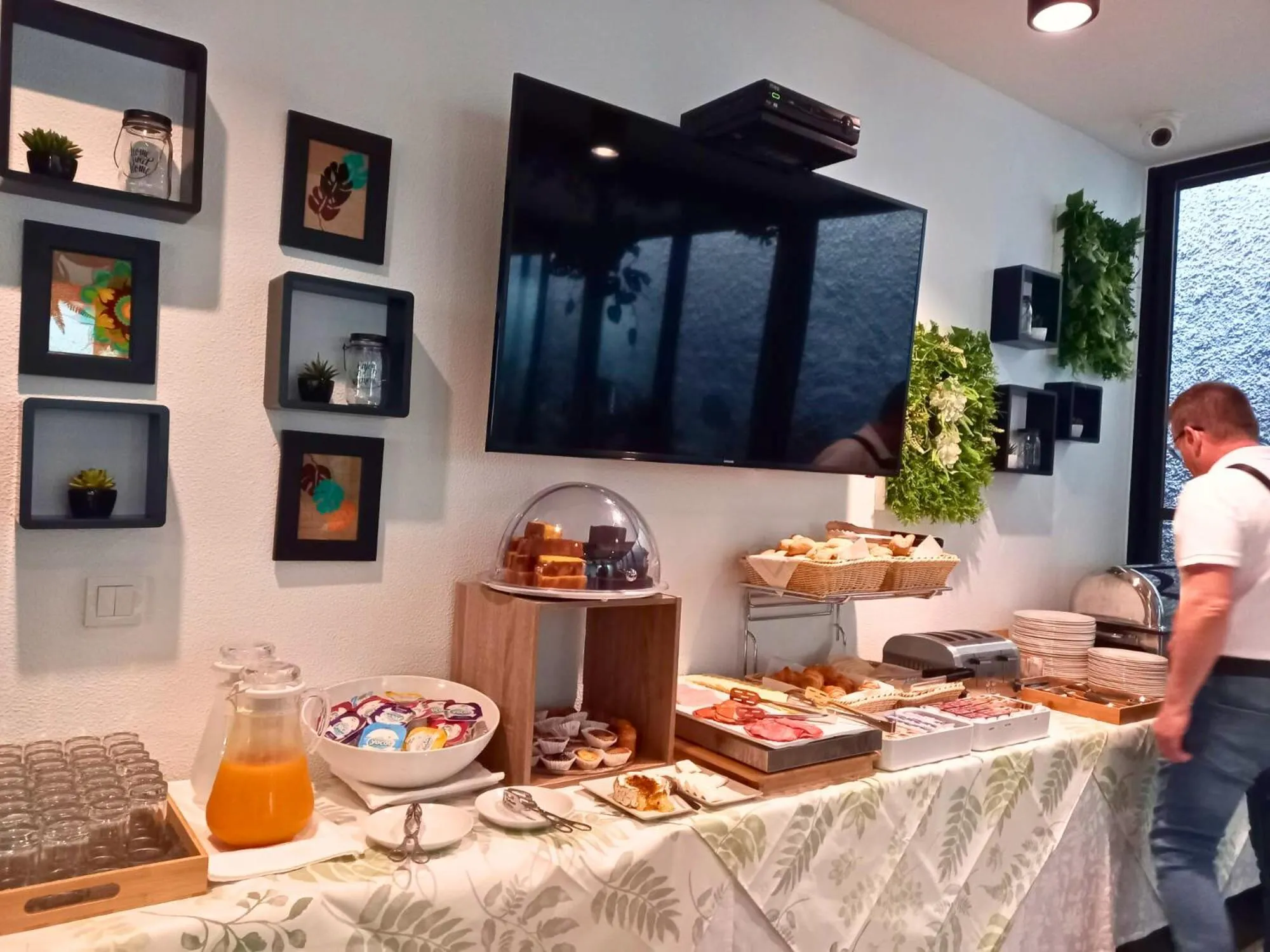 Breakfast in Apartamentos Turisticos Paraiso