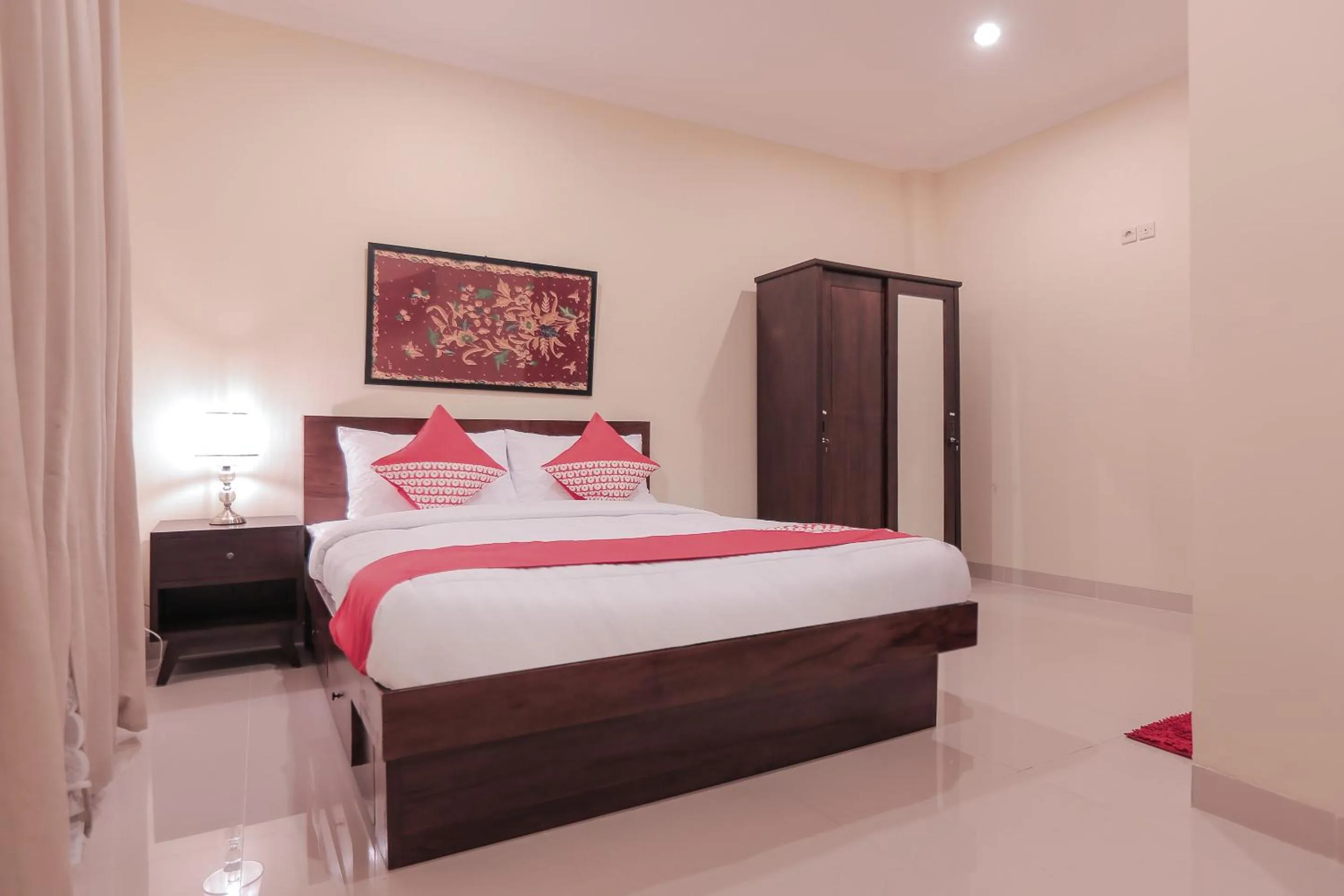 Standard Double Room in Capital O 133 Griya Ciaji