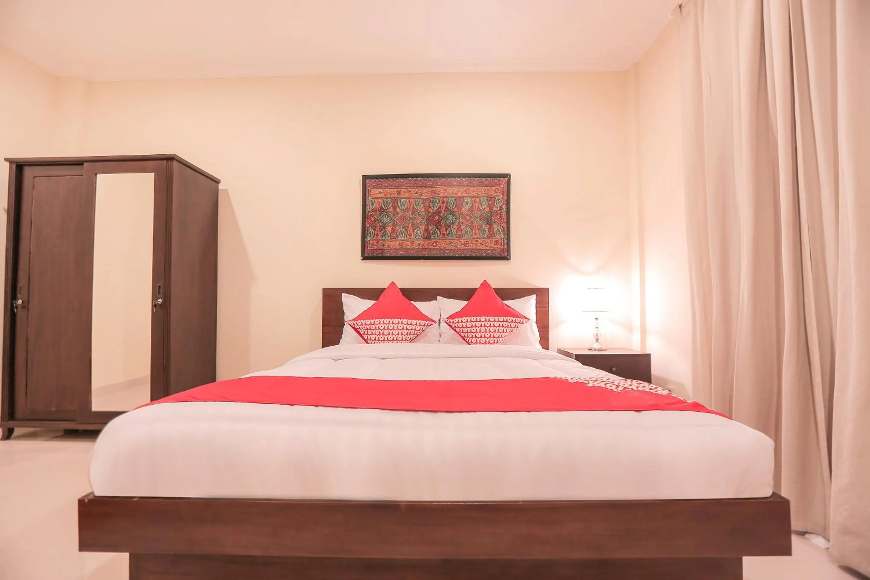 Bedroom, Bed in Capital O 133 Griya Ciaji