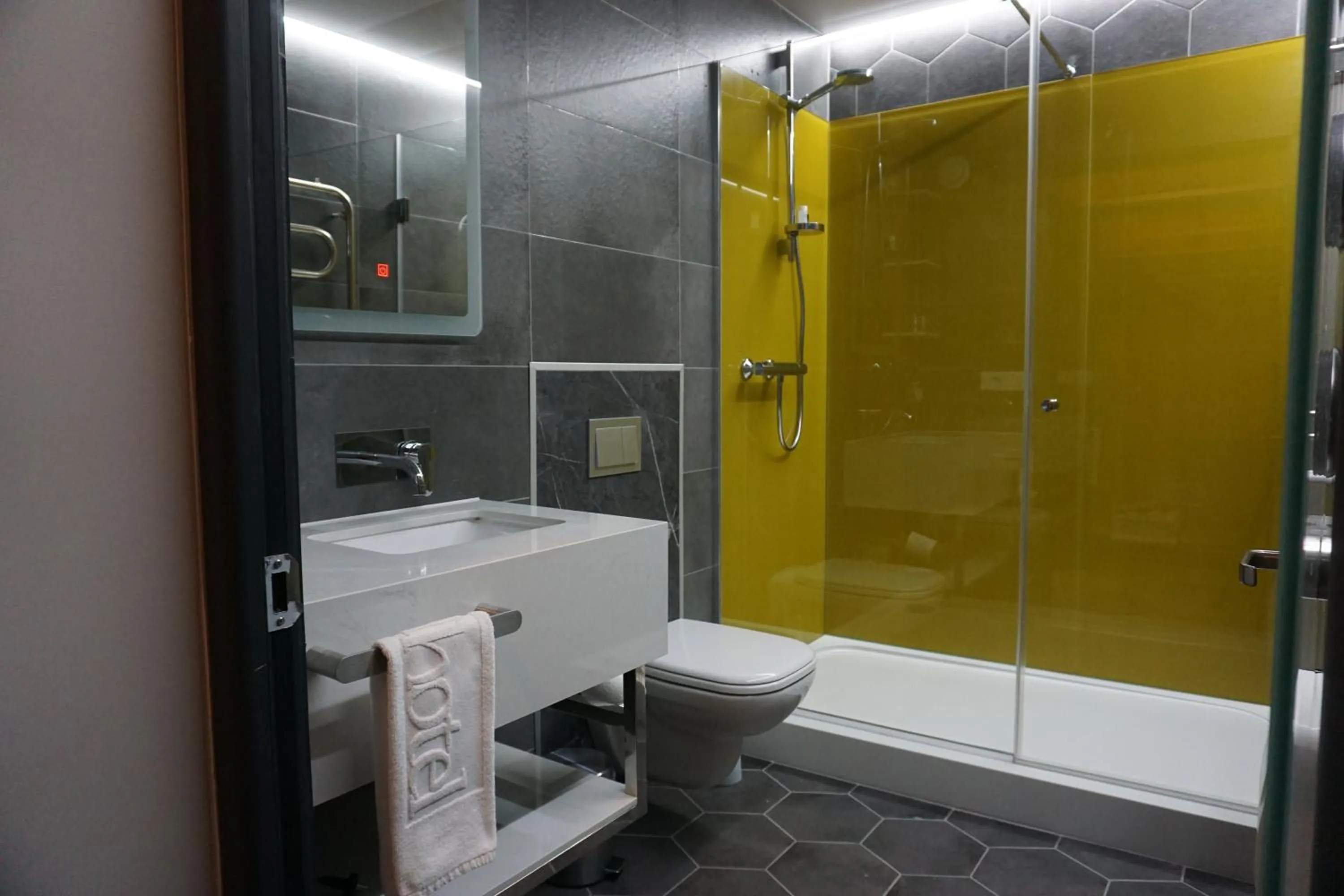 Bathroom in Landhotel