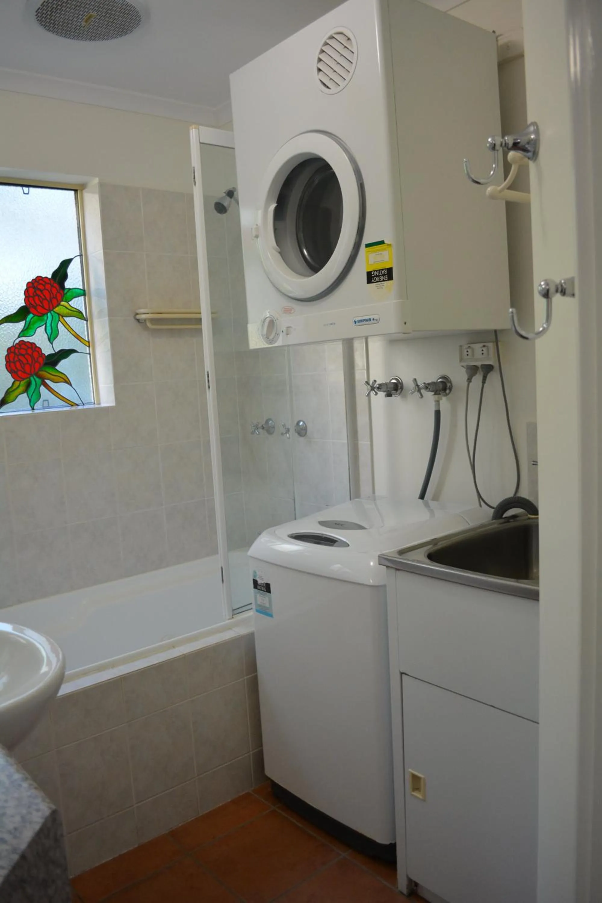 Shower in Rainbow Getaway Holiday Apartments