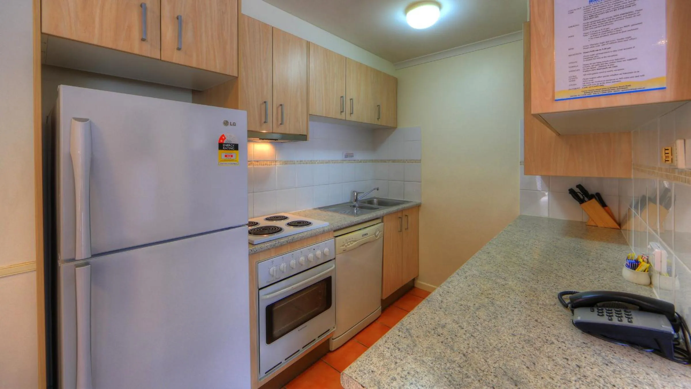 Kitchen or kitchenette in Rainbow Getaway Holiday Apartments