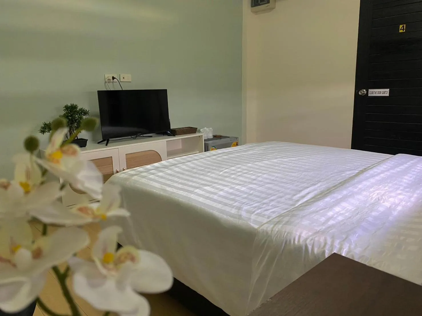 Bedroom, Bed in Baan Ploy In