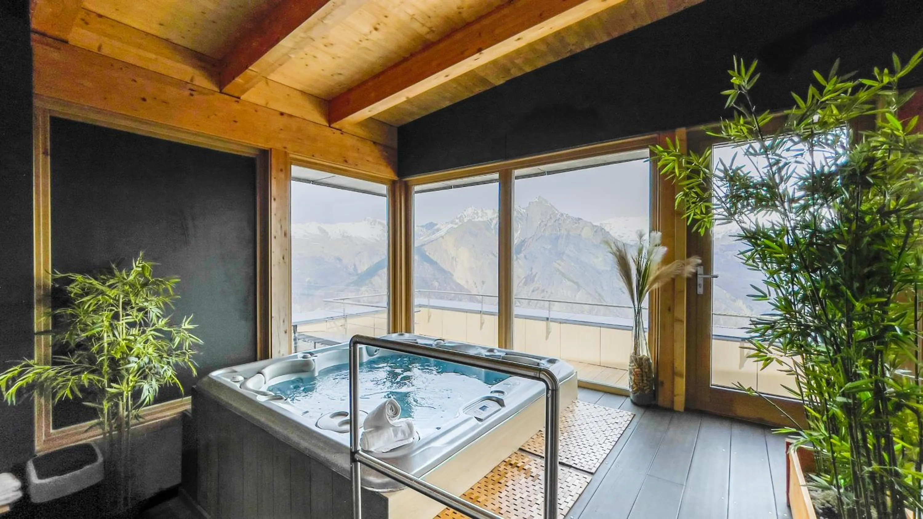 Spa and wellness centre/facilities in Résidence Kocoon Les Karellis - Pass activités inclus et accès gratuit et illimité à l'espace aquatique Aquarellis