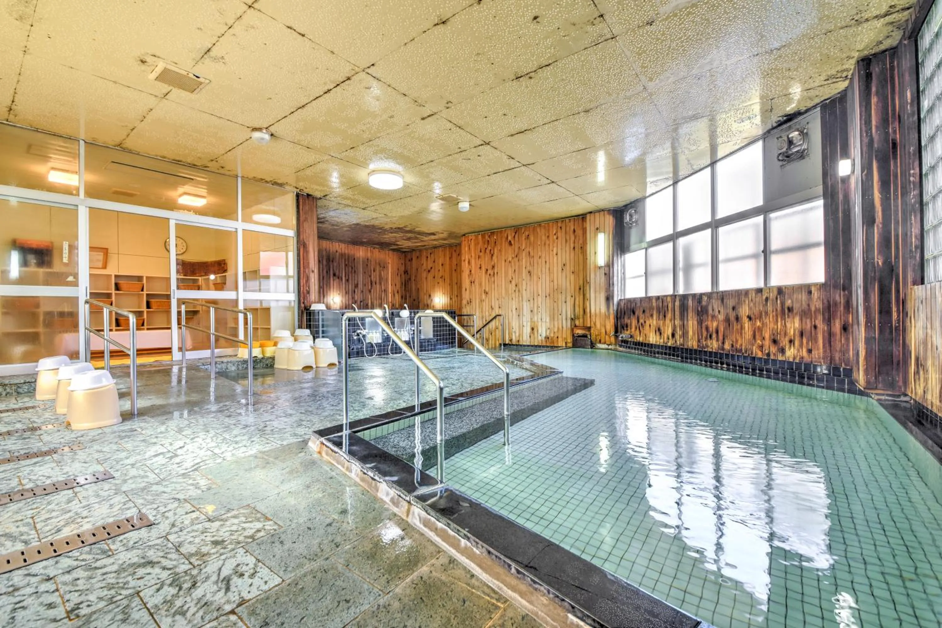 Public Bath in Yanagi No Yu