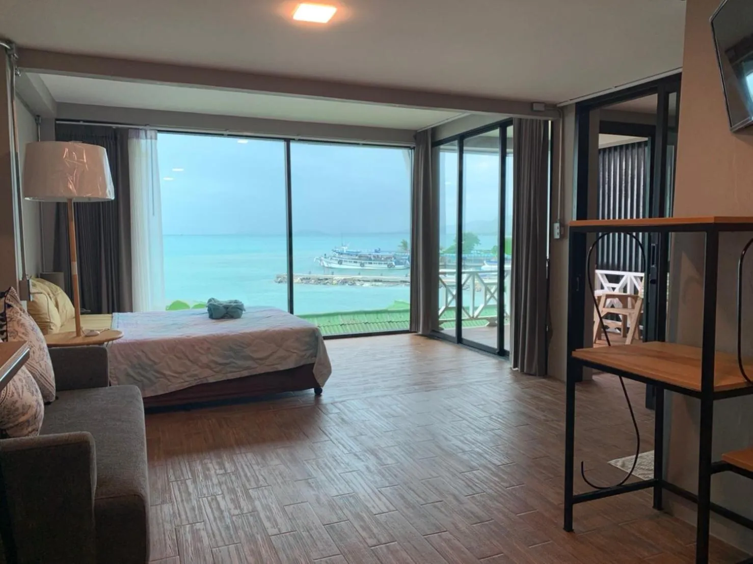 Bed in Suncliff Resort