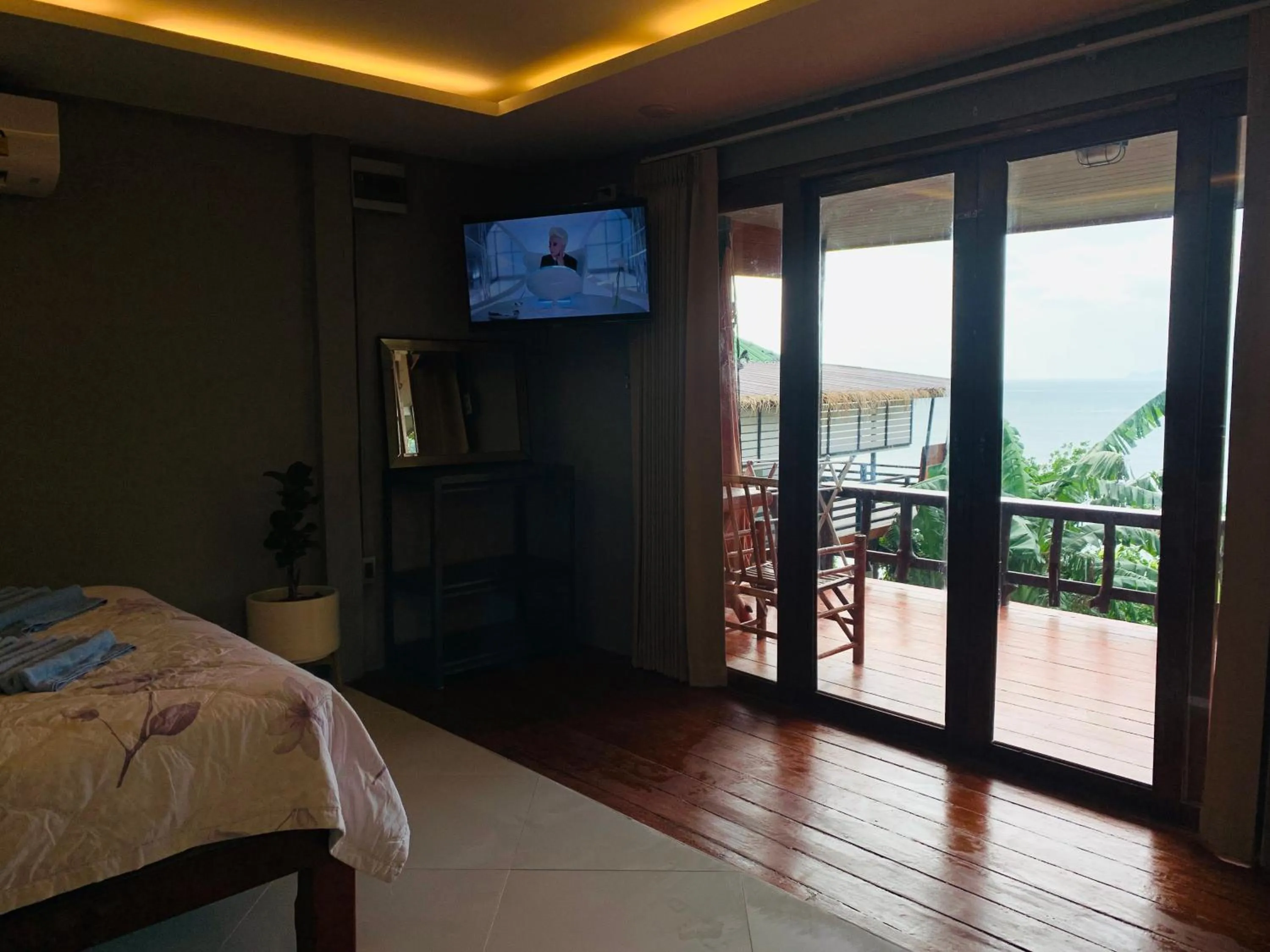 Bed in Suncliff Resort