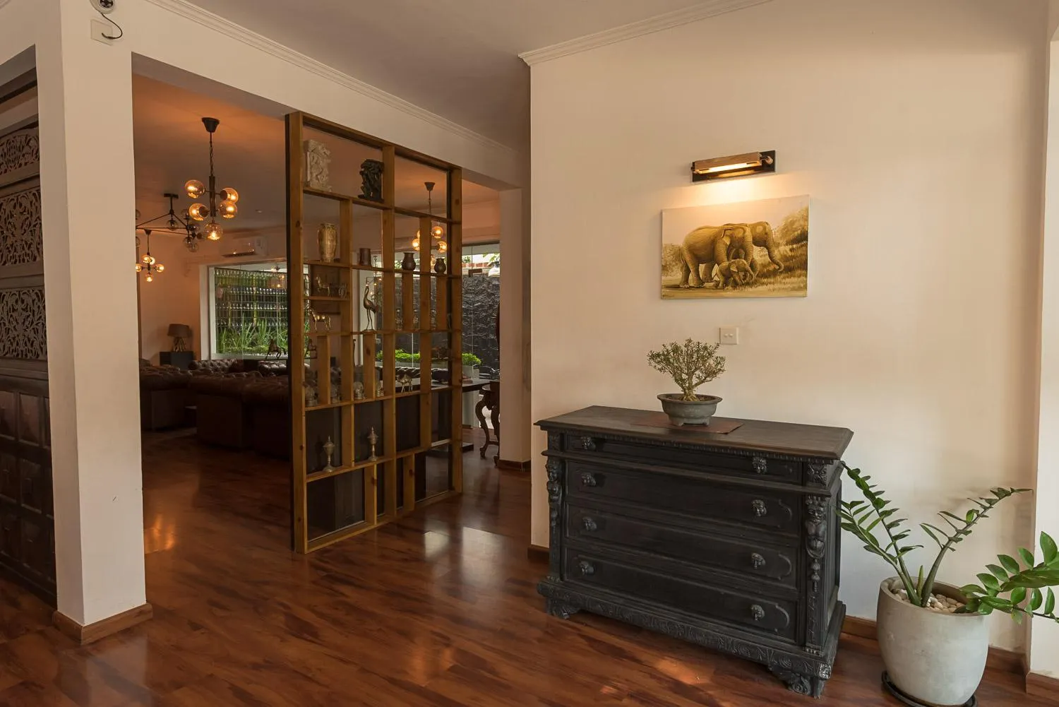 Facade/entrance in Pearl Royal Hotel, Colombo