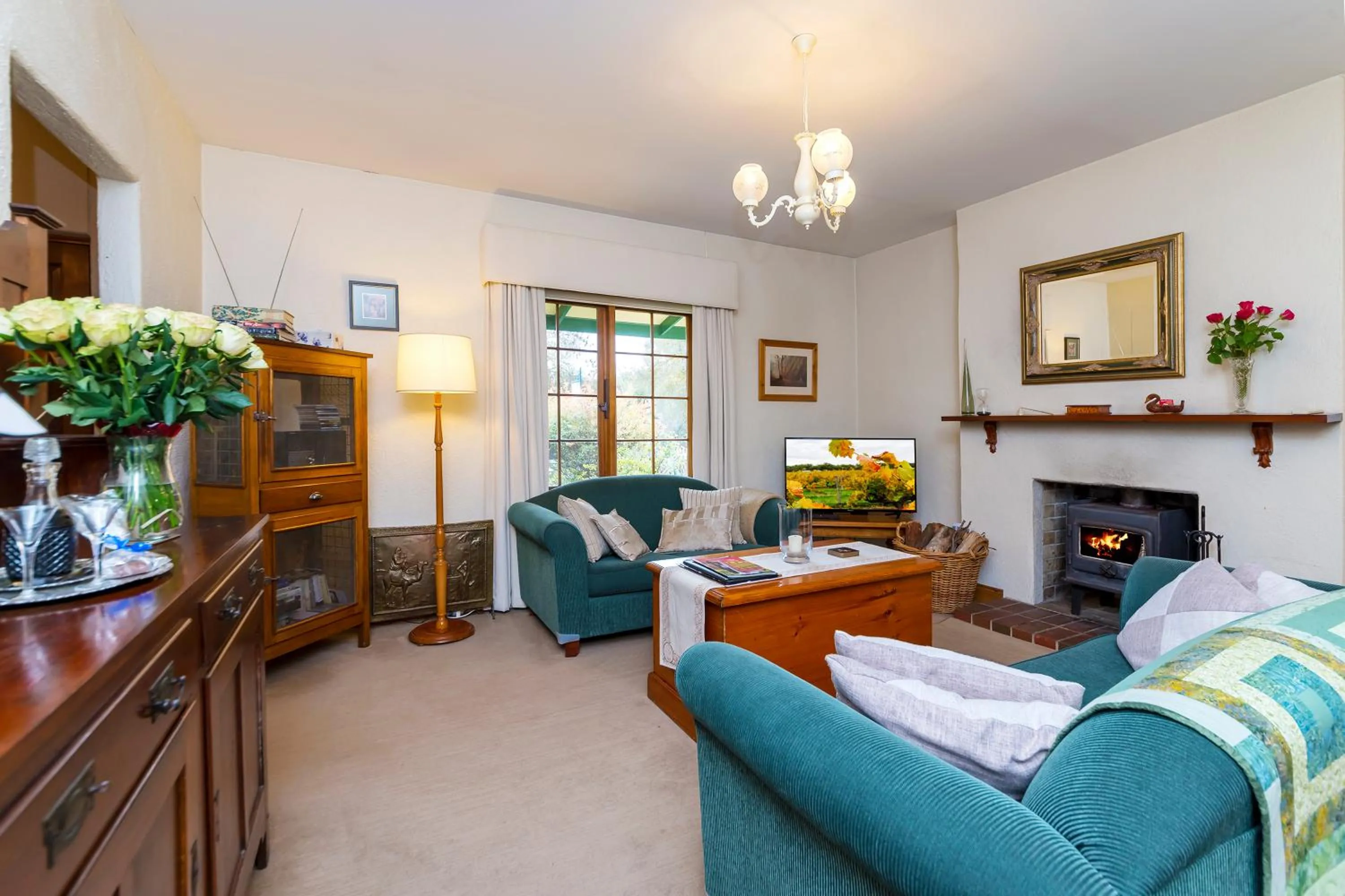 Living room in Country Pleasures Bed and Breakfast