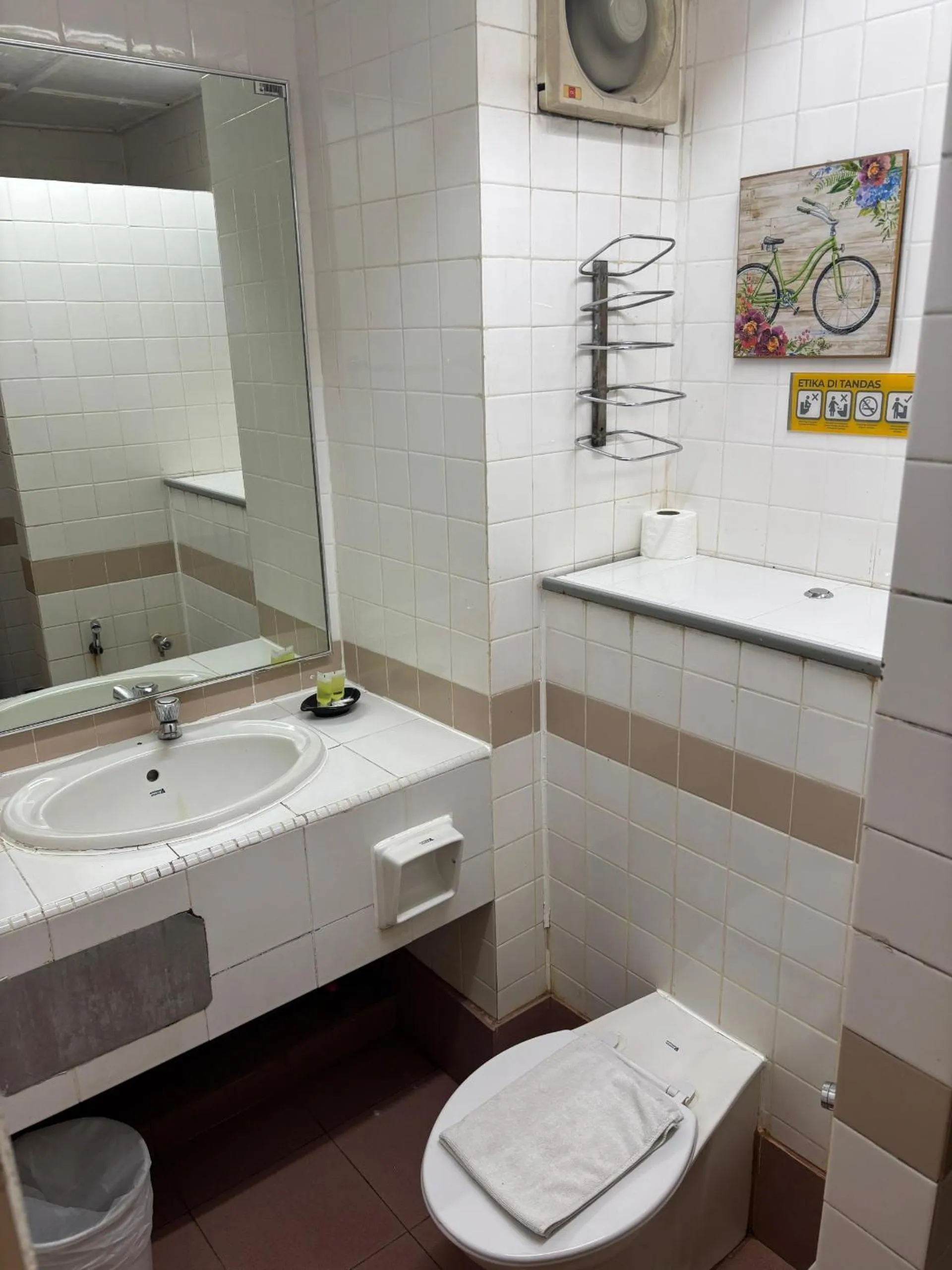 Bathroom in Hotel Seri Malaysia Alor Setar